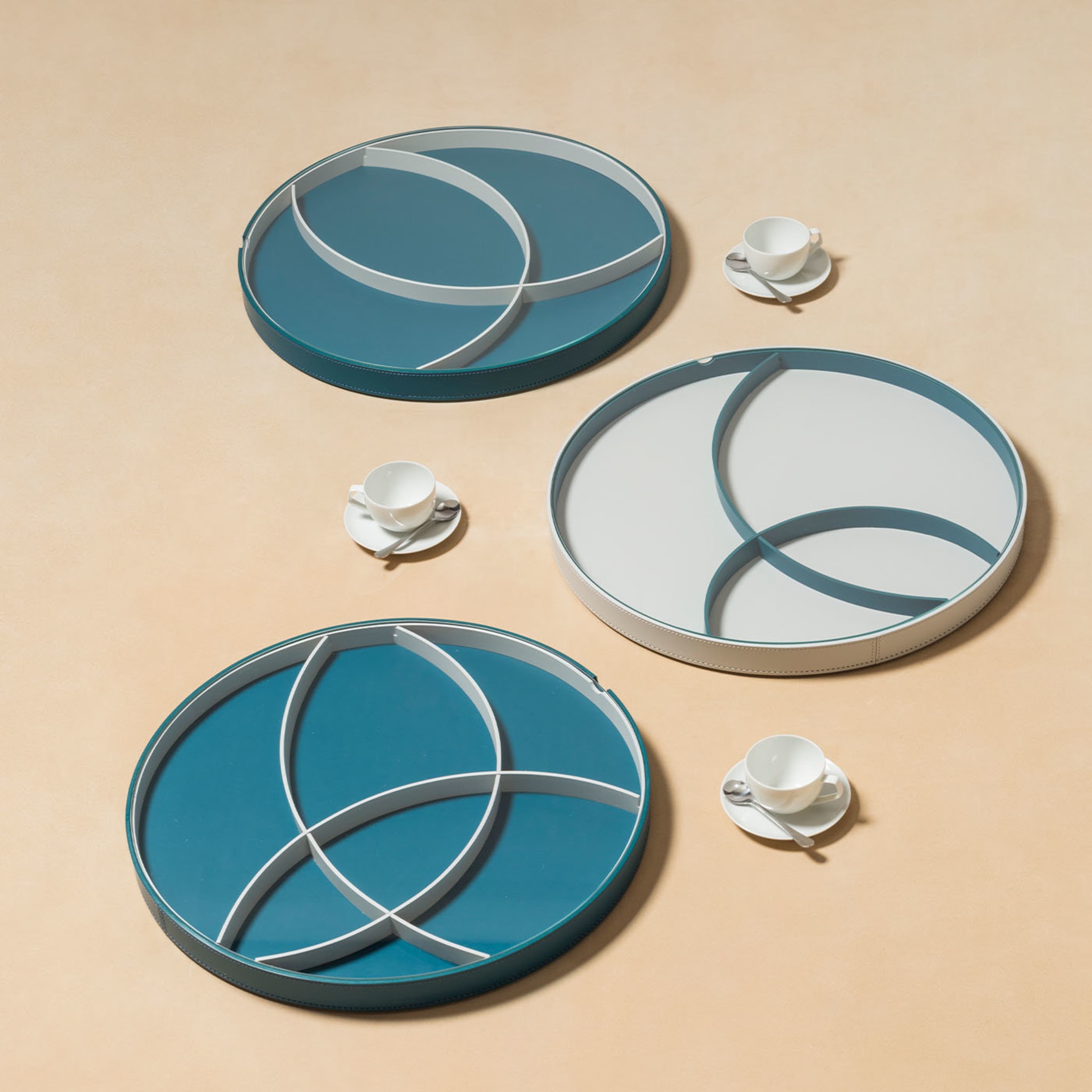 Orbit Petrol Blue Round Tray N. 3 with Dividers - Alternative view 1