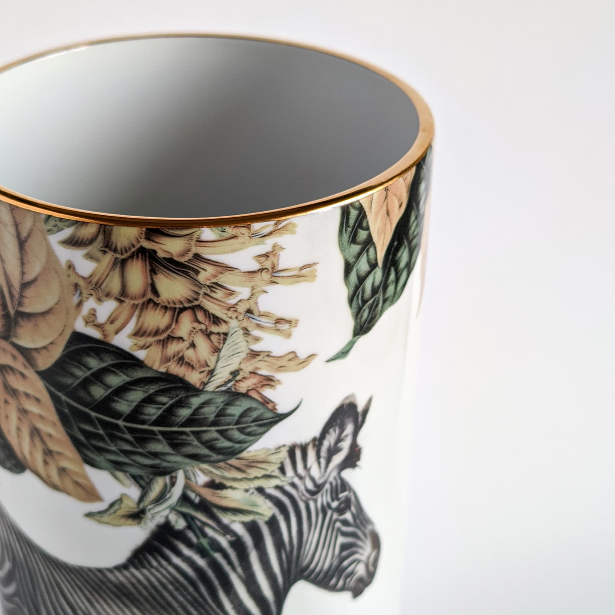 Animalia Porcelain Cylindrical Vase With Zebra - Alternative view 3