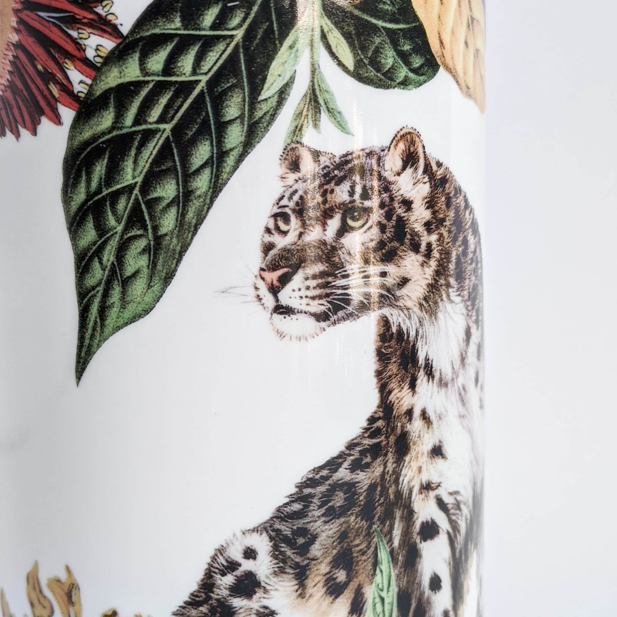 Animalia Porcelain Cylindrical Vase With Cheetah - Alternative view 3