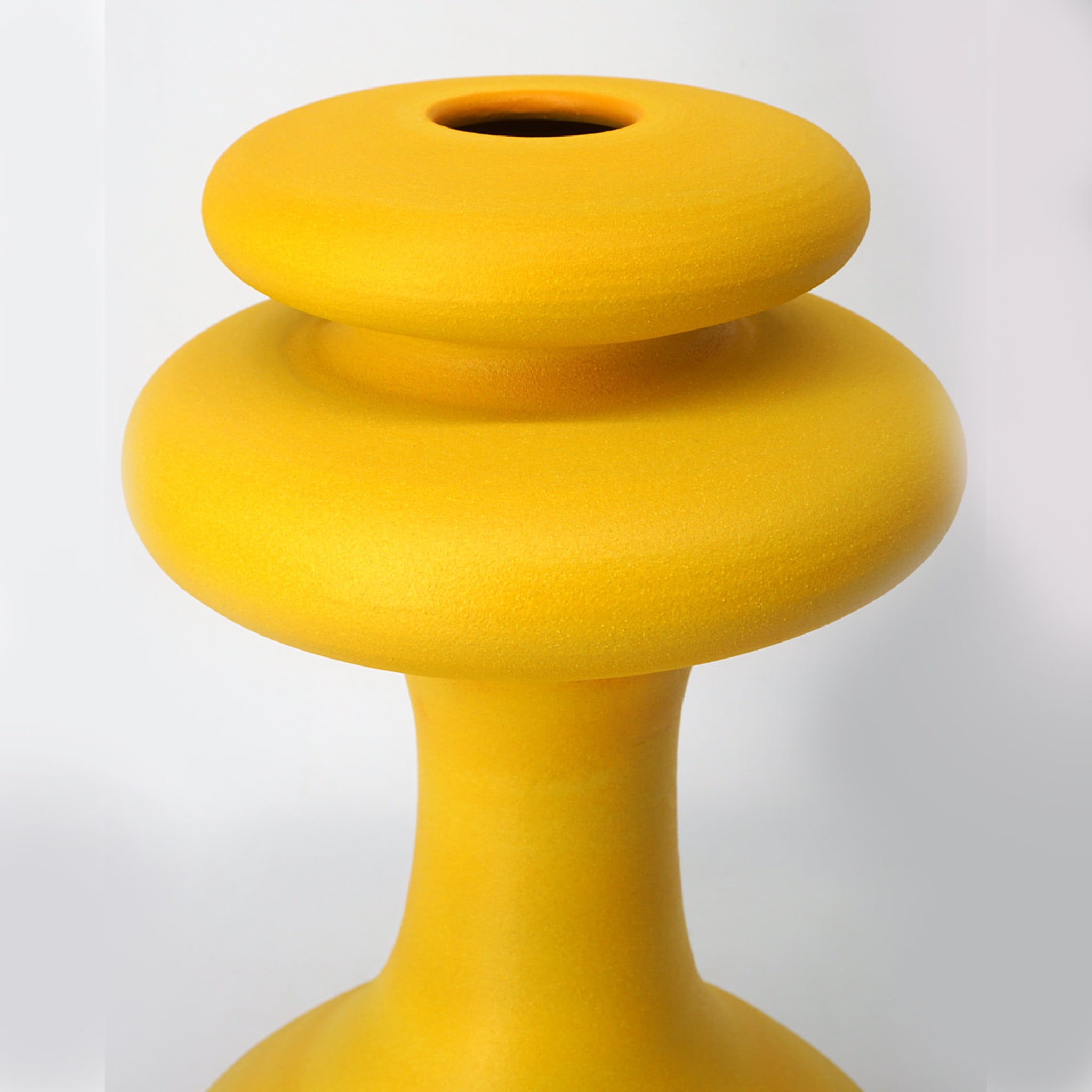 Crisalide Yellow Vase #8 - Alternative view 3