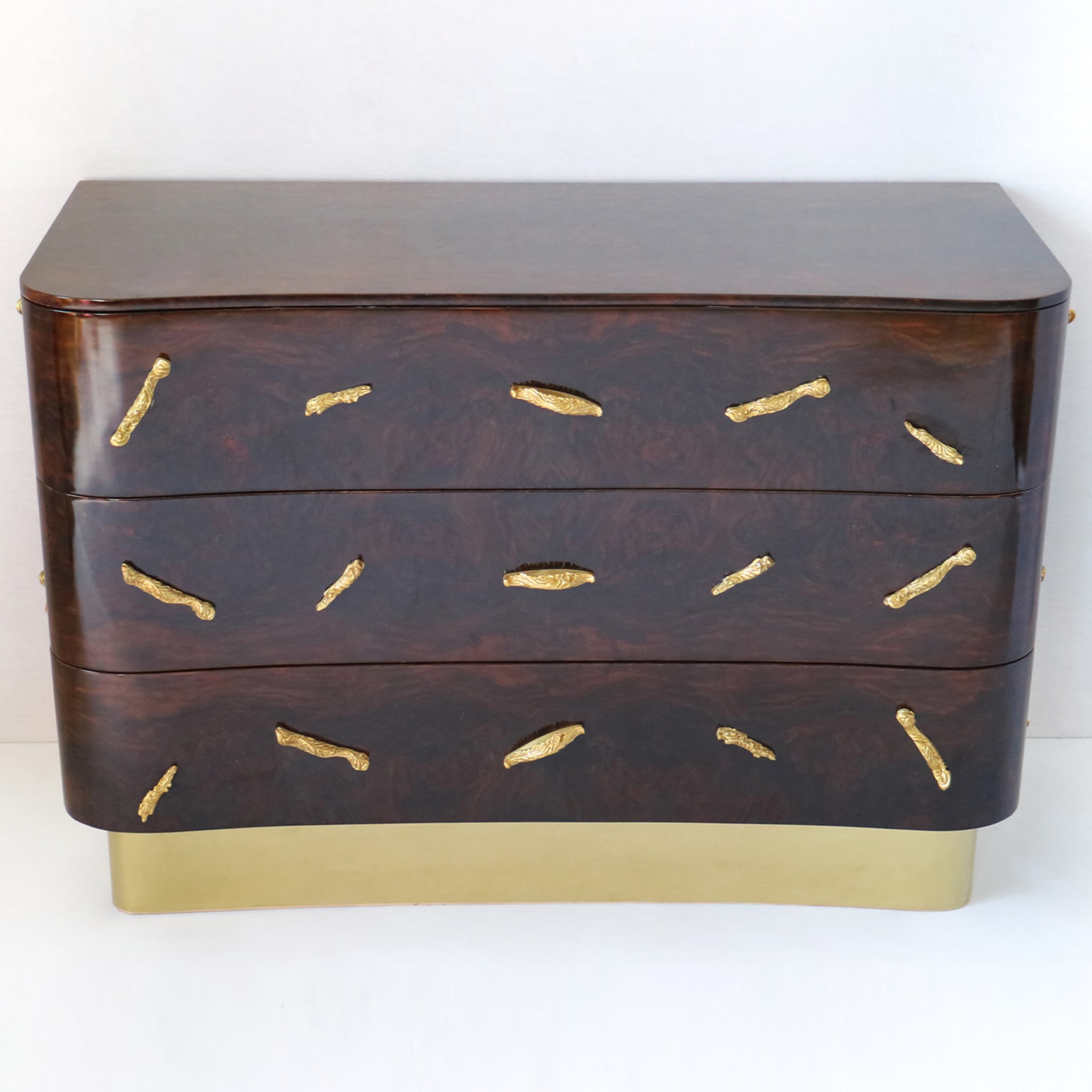 Mahogany Briar Root Chest of Drawers - Alternative view 1