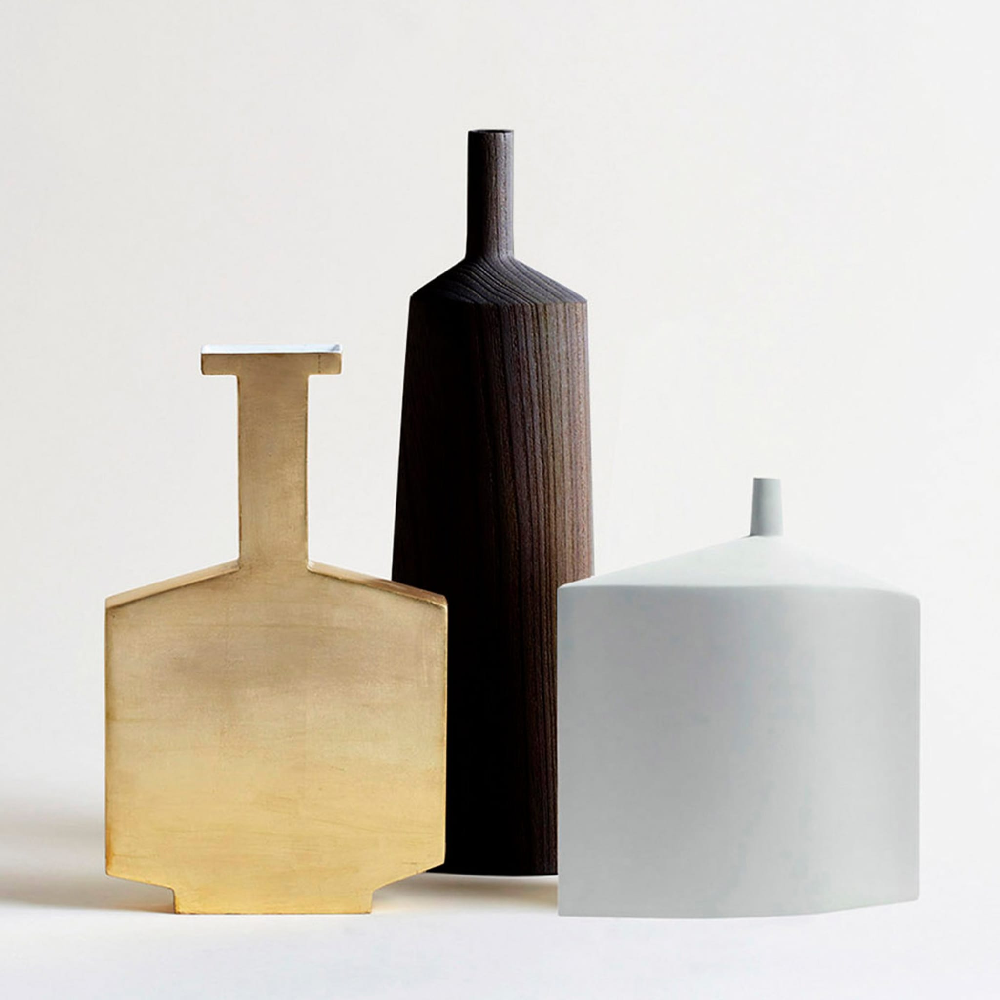 Grecale Small Clay Vase - Alternative view 1