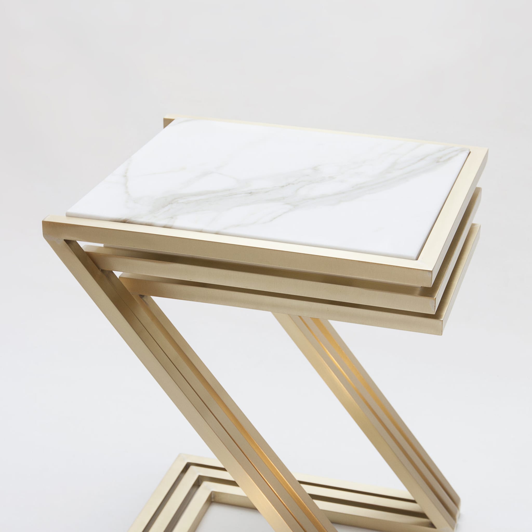 Zumm Zum Zu Set of 3 White Marble Nesting Tables - Alternative view 3