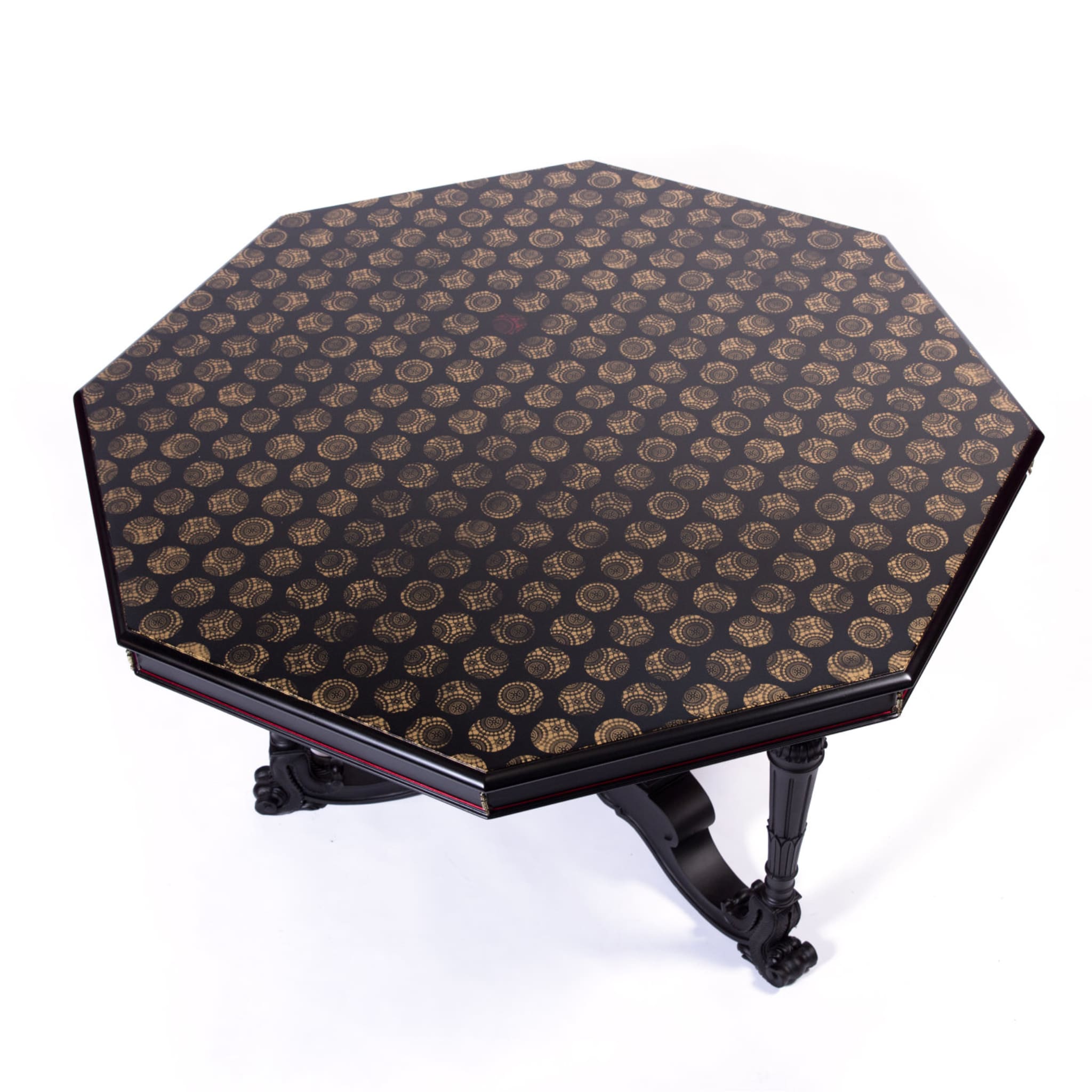 Fil Rouge Dining Table - Alternative view 4