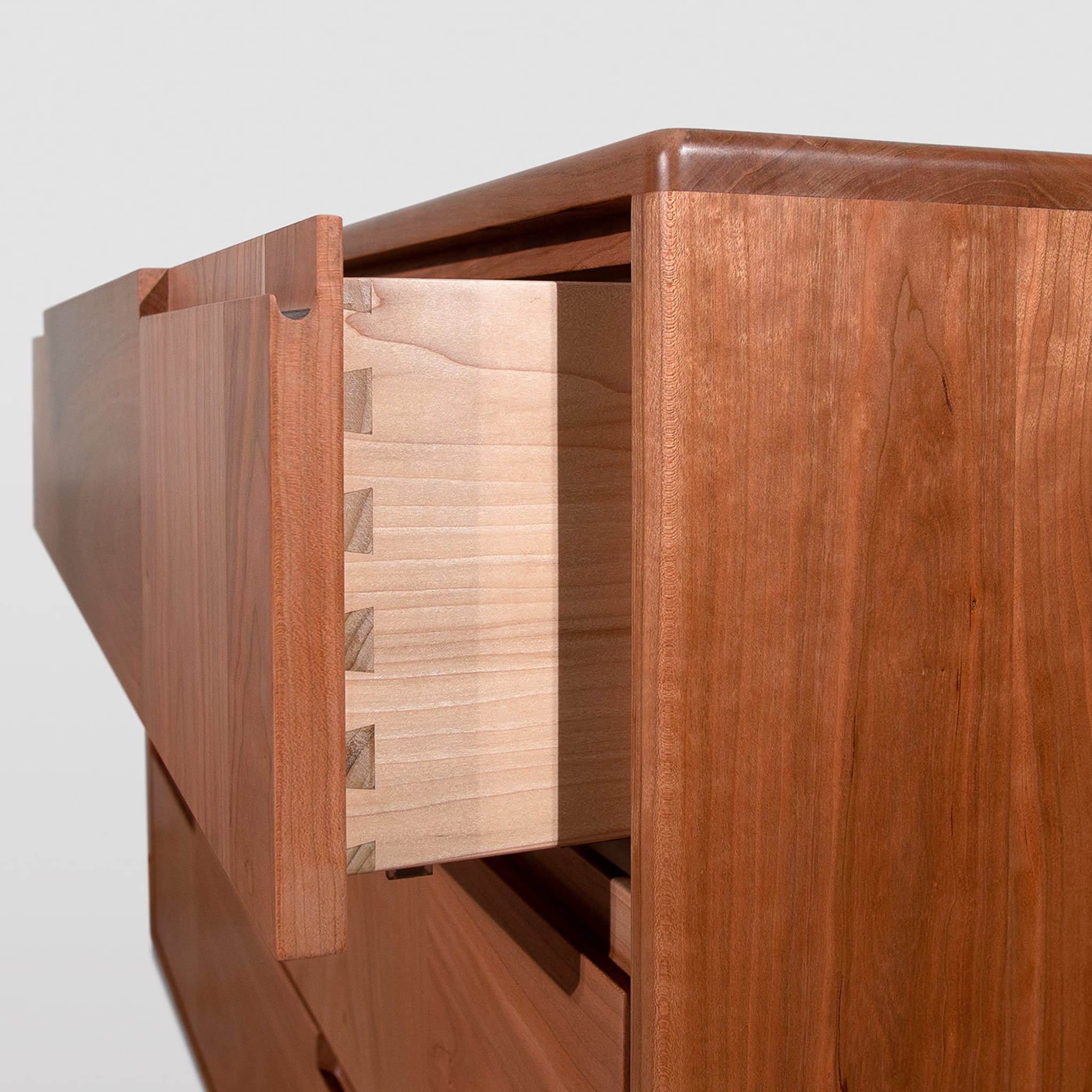 Nordic Chest of Drawers - Alternative view 1