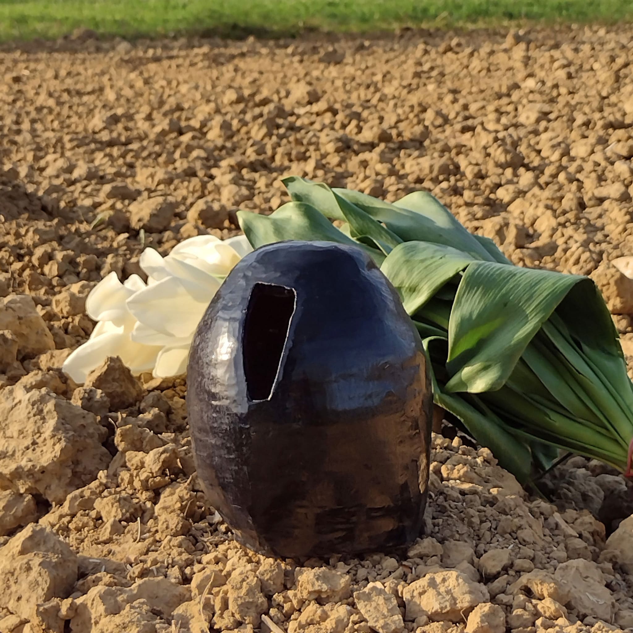 Trapezförmige schwarze Vase - Alternative Ansicht 4