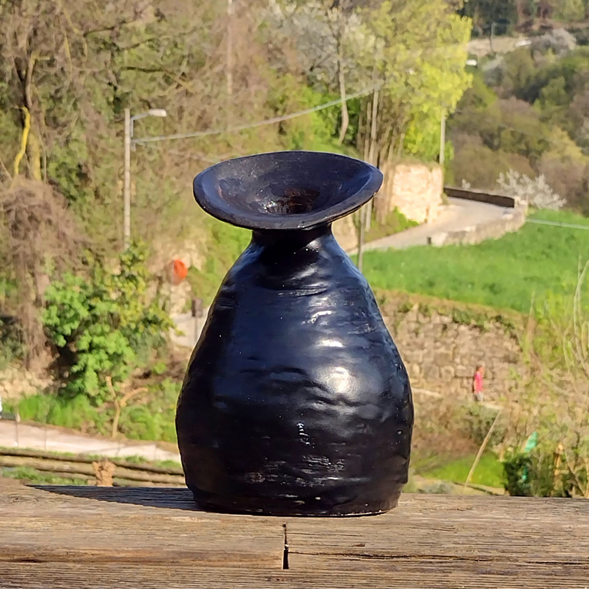 Konische schwarze Vase - Alternative Ansicht 3