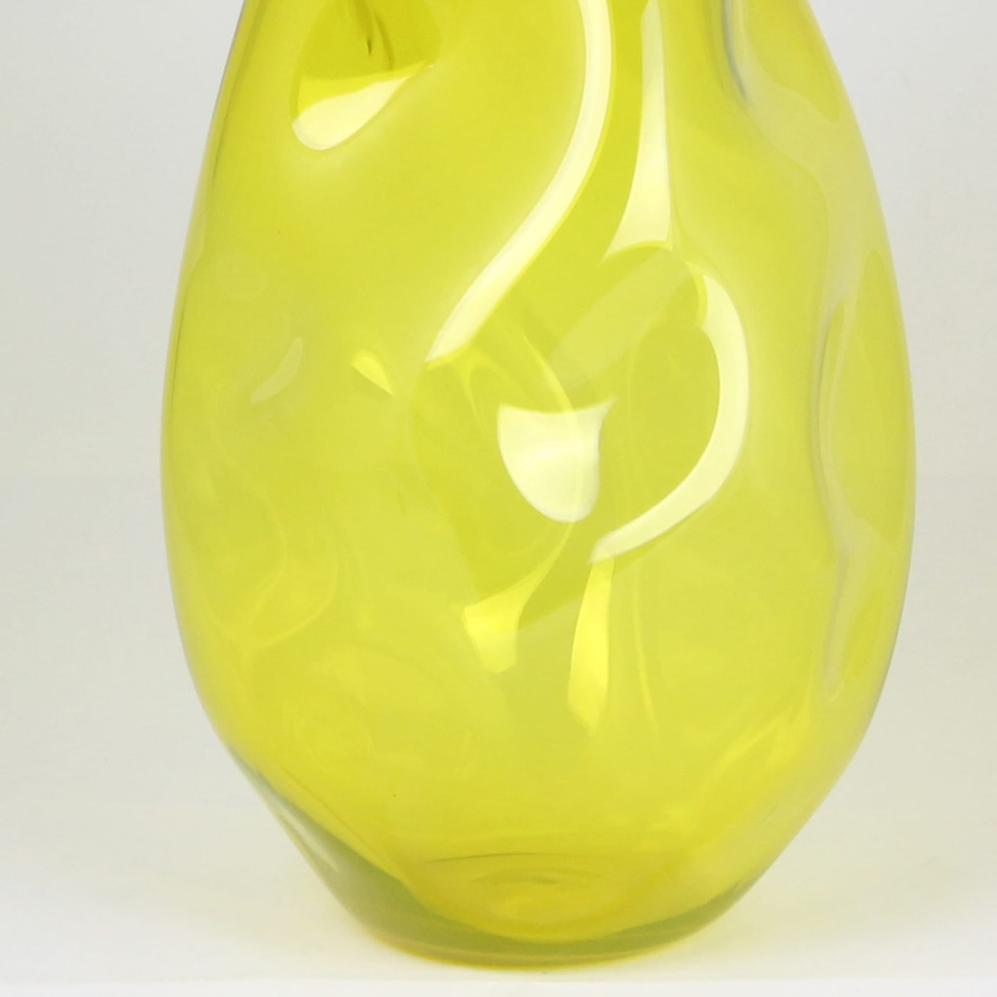 Rioterà Medium Yellow Soffione Vase - Alternative view 2