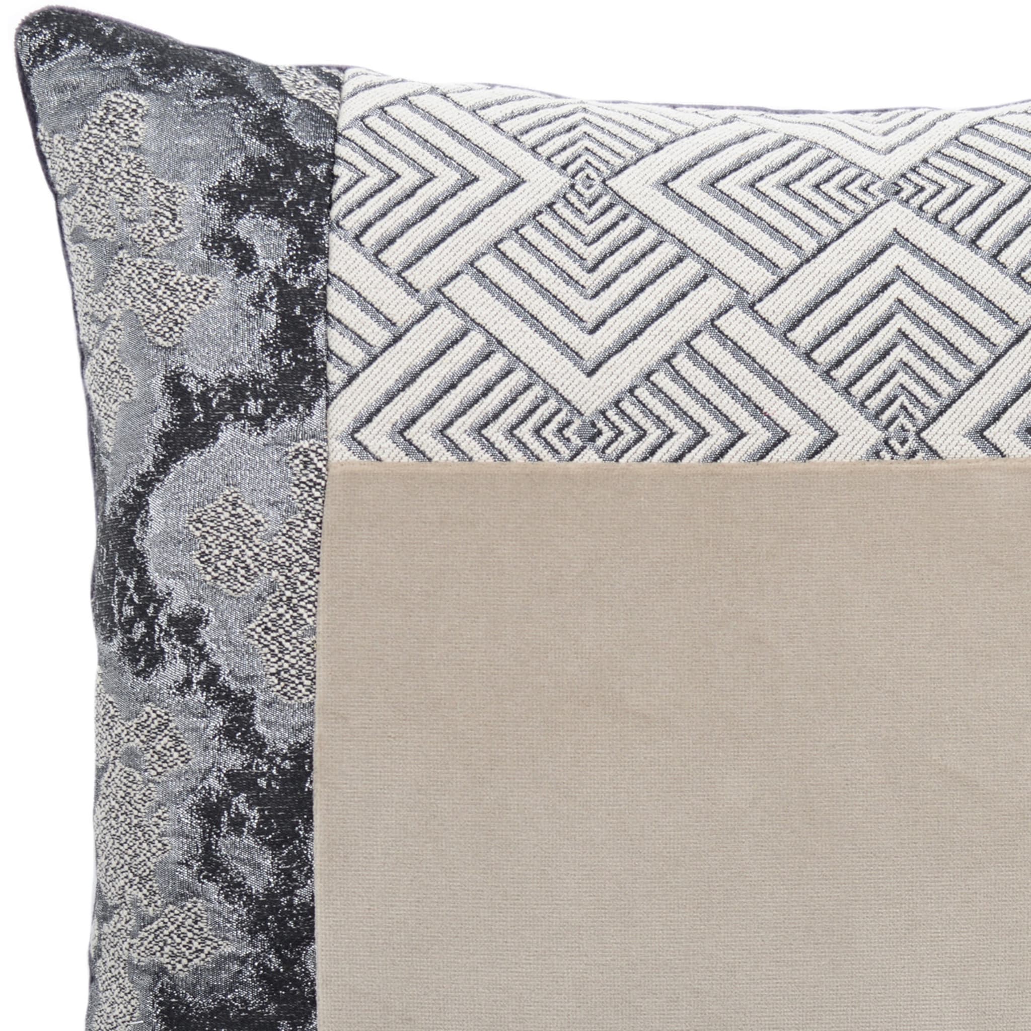 Beige Inlay Carré-T Cushion - Alternative view 3