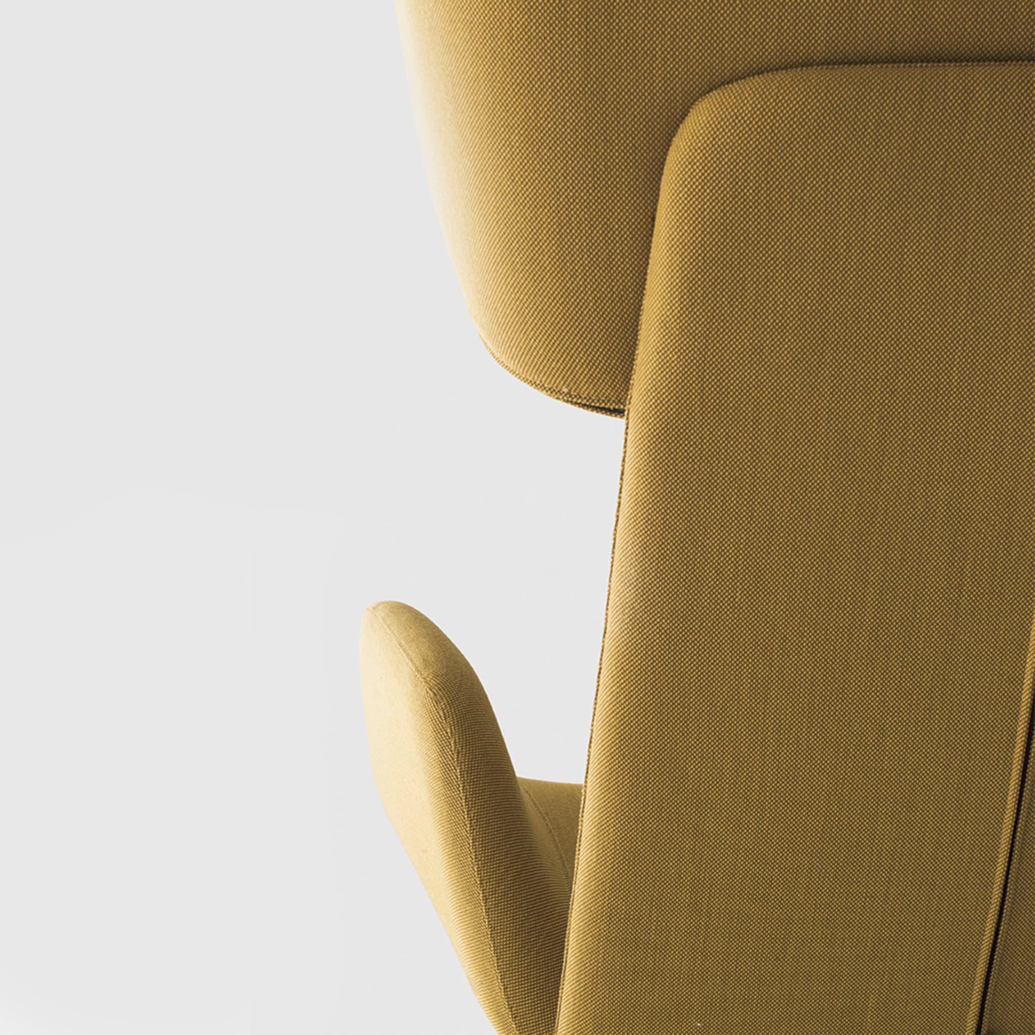 Myplace Armchair with Enveloping Headrest by Michael Geldmacher - Alternative view 4
