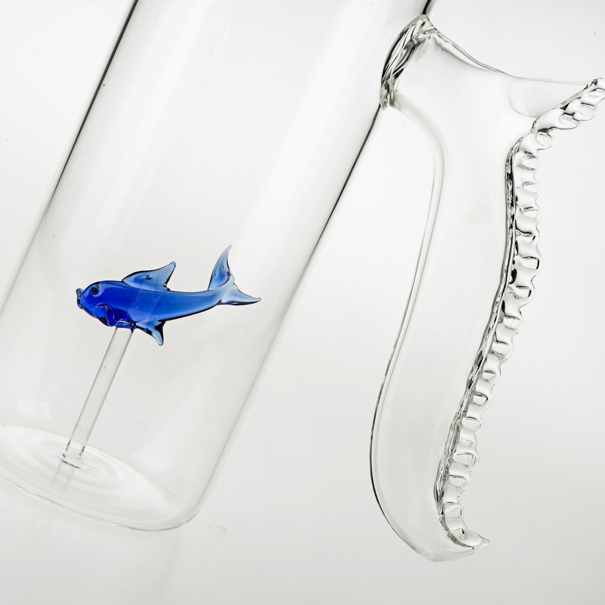 Set of Little Blue Fish Pitcher and Four Rounded Little Blue Fish Glasses - Alternative view 2