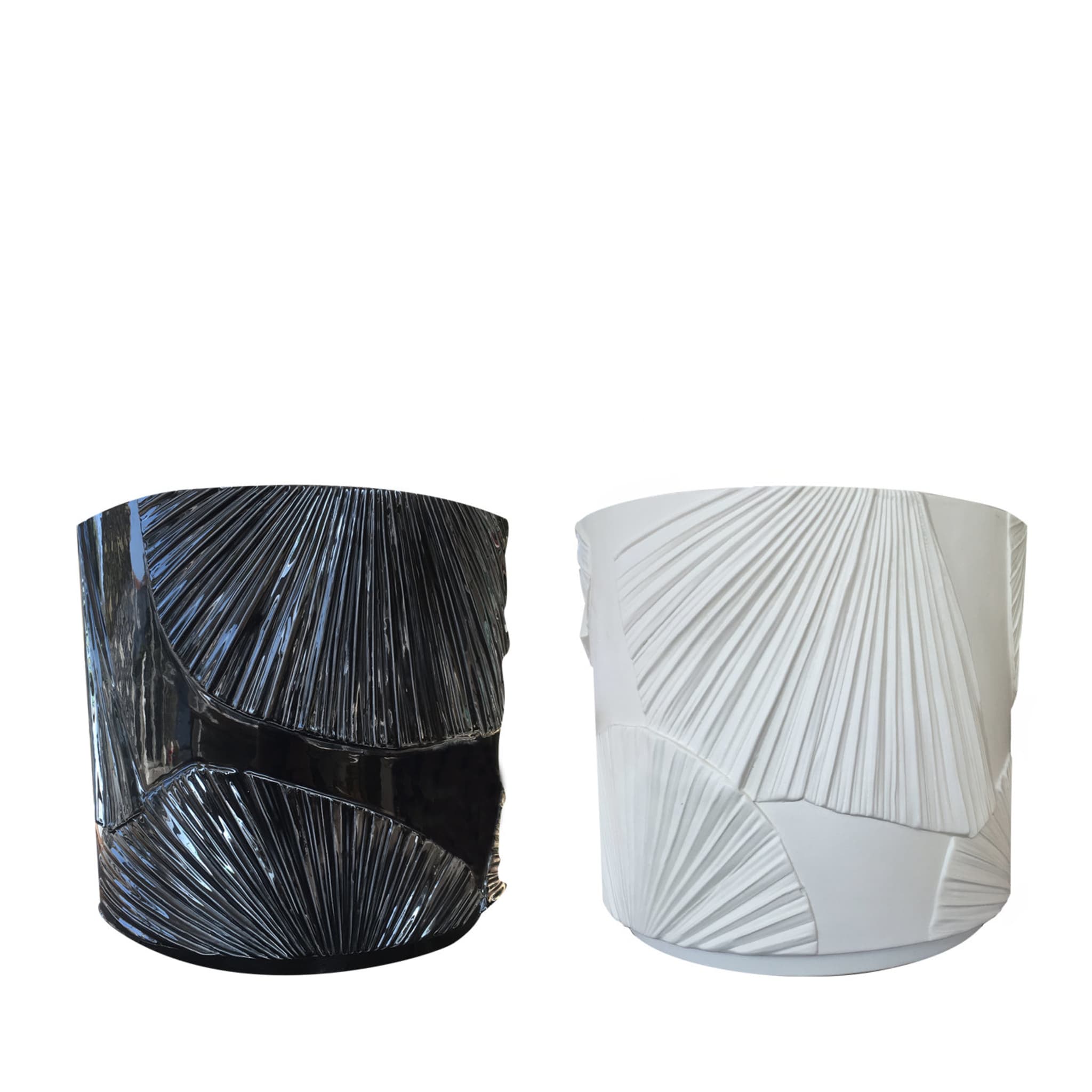 Set of Two Flora Vases in Black and White - Main view