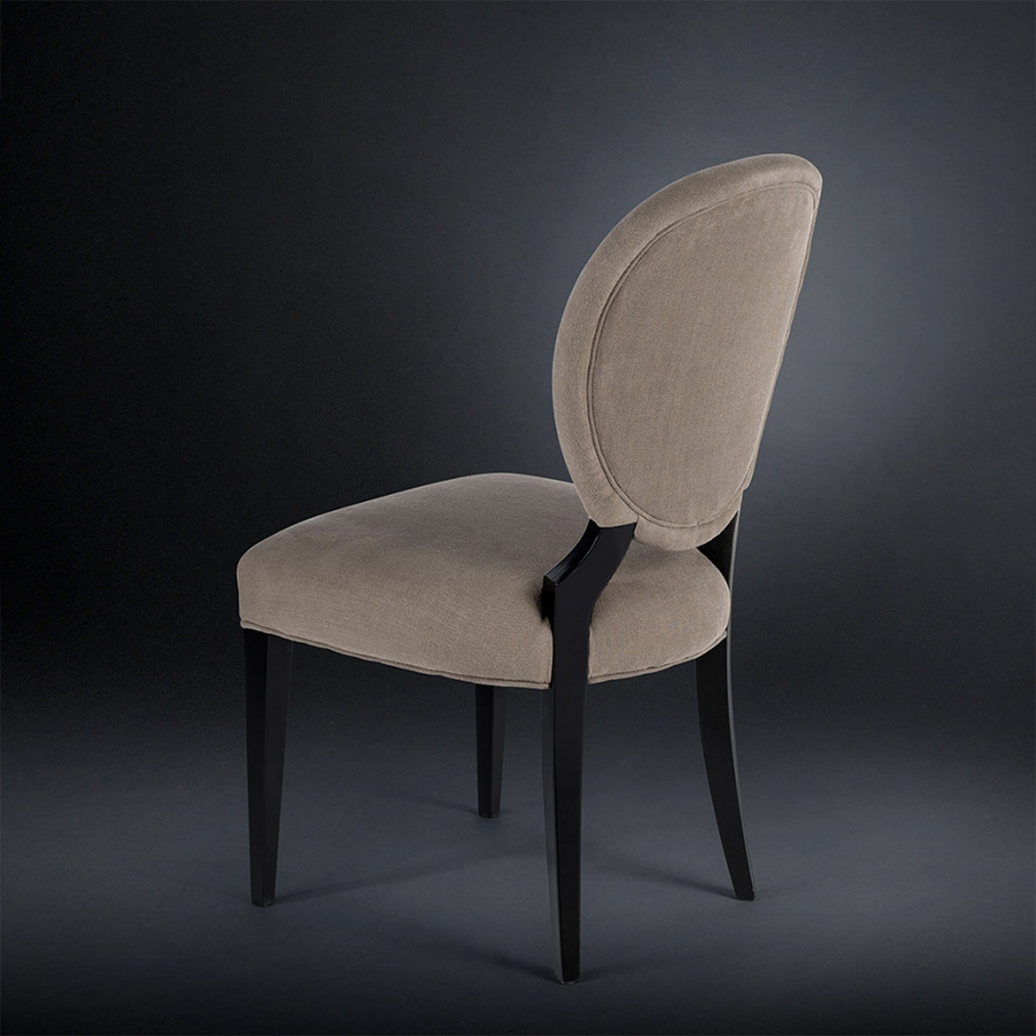 Ensemble de deux chaises en bois et tissu Sophia gris - Vue alternative 1