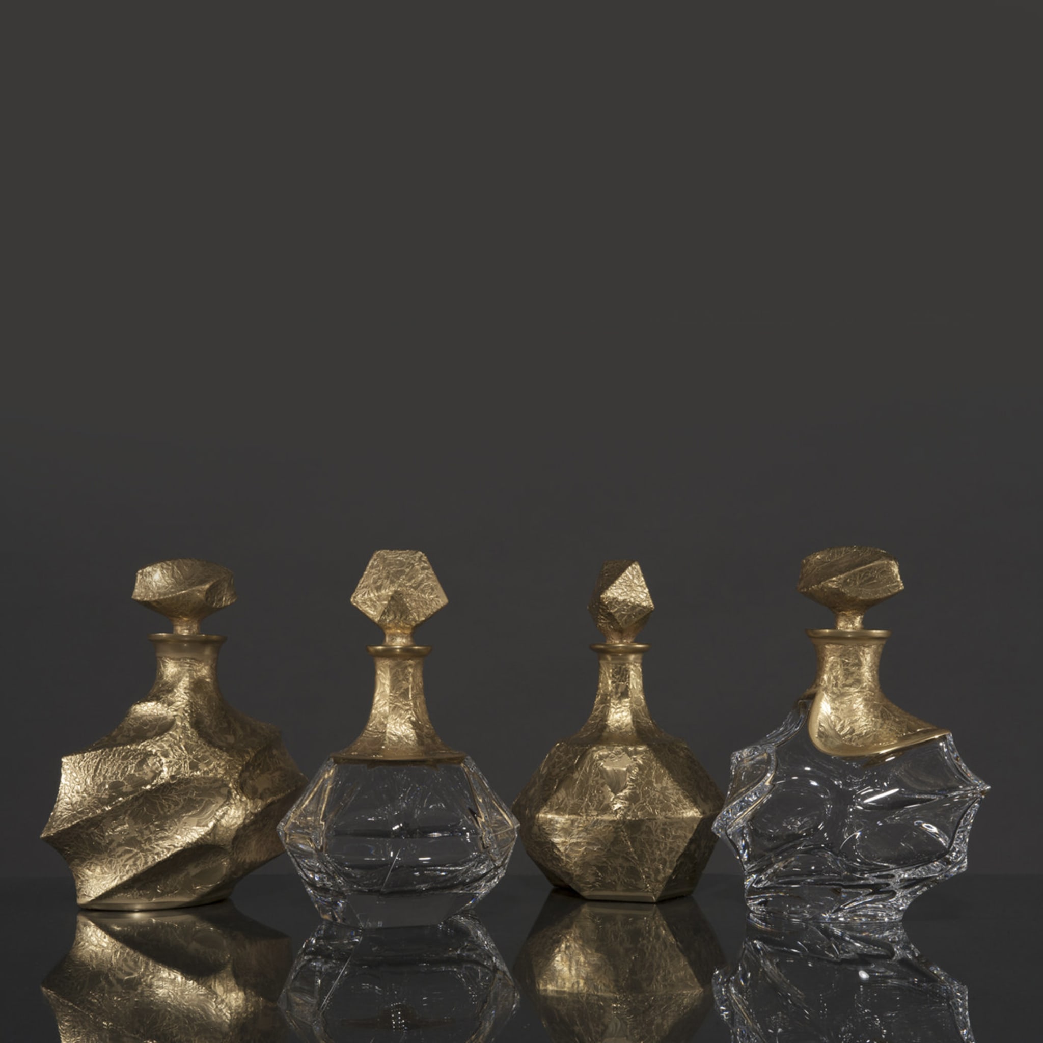 Capriccio Diamante Transparent and Gold Bottle - Alternative view 1