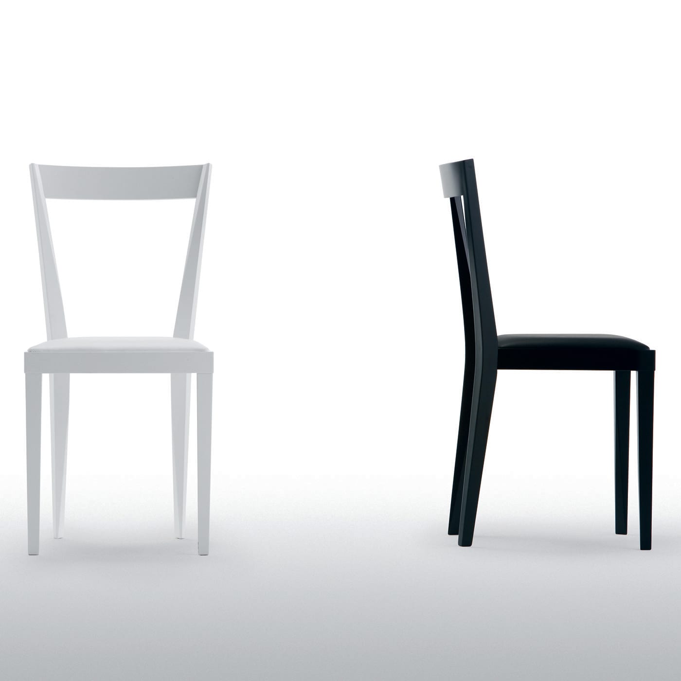 Set of 2 Livia Black Chairs II by Giò Ponti - L'Abbate