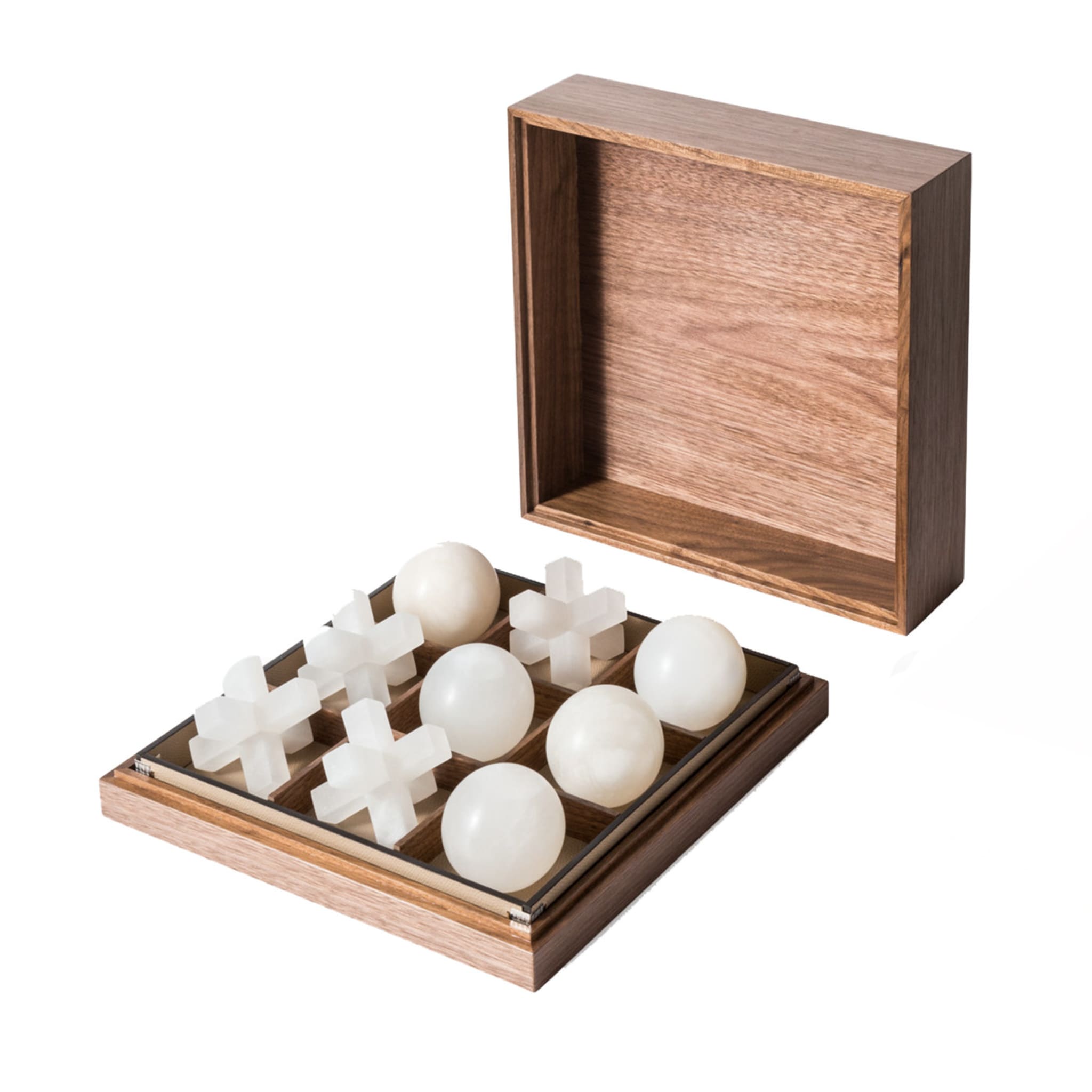 Tris Box with Alabaster Pieces - Main view