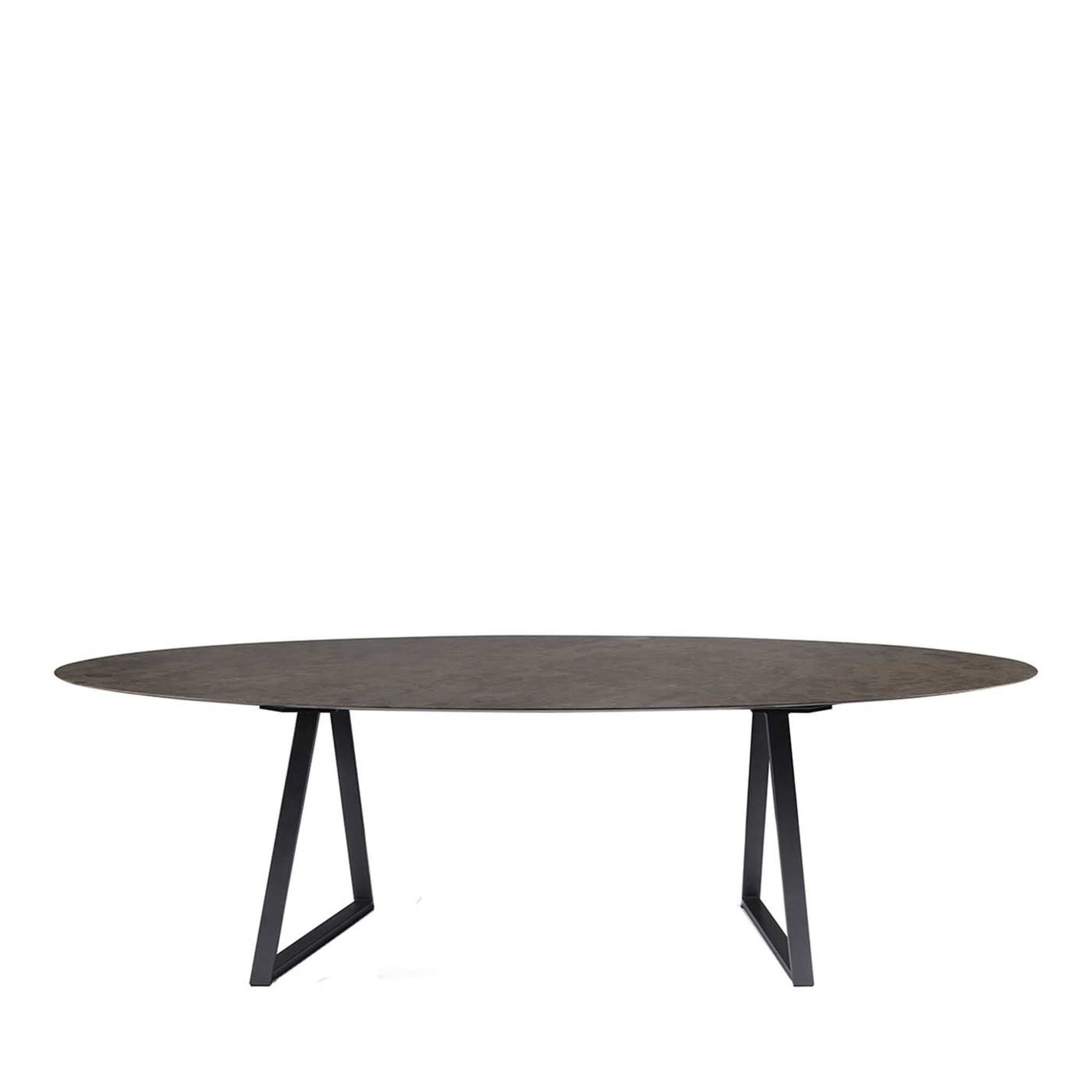 Dritto Oval Dining Table by Piero Lissoni - Main view