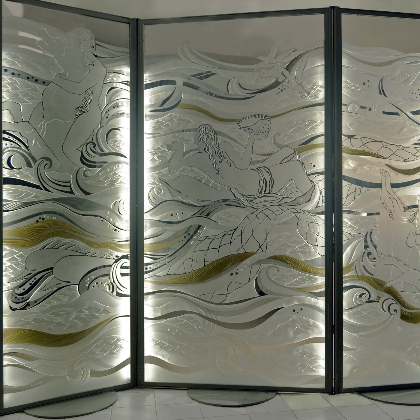 White Glass Screen - Turelli Studio