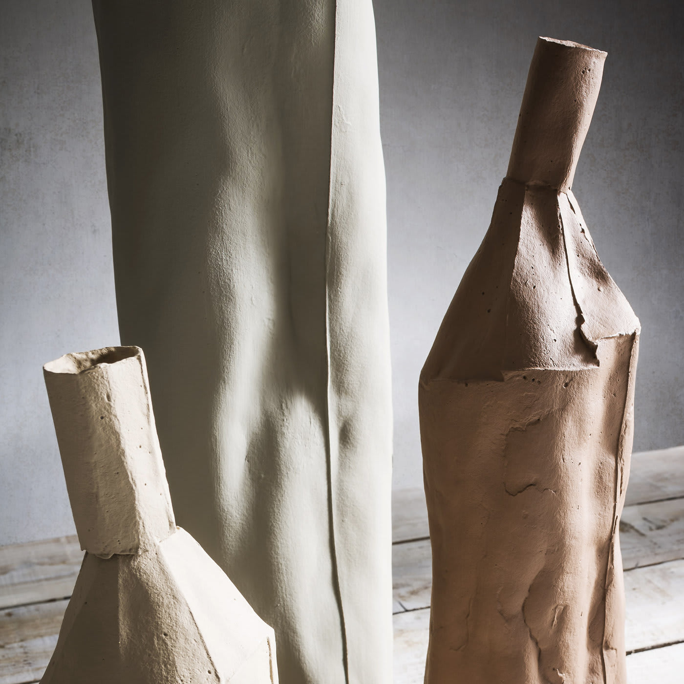 Cartocci Liscia Light Brown Decorative Bottle - Paola Paronetto