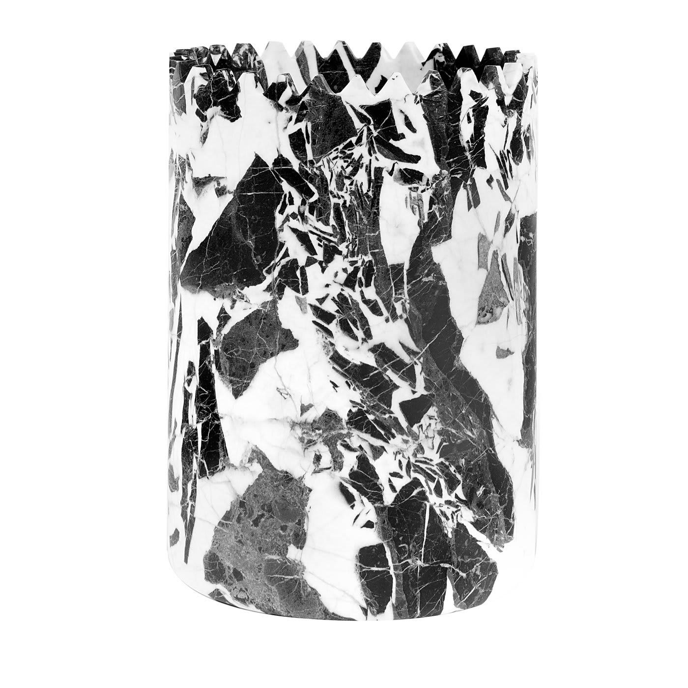 Triangoli Black Vase H by David/Nicolas - Editions Milano