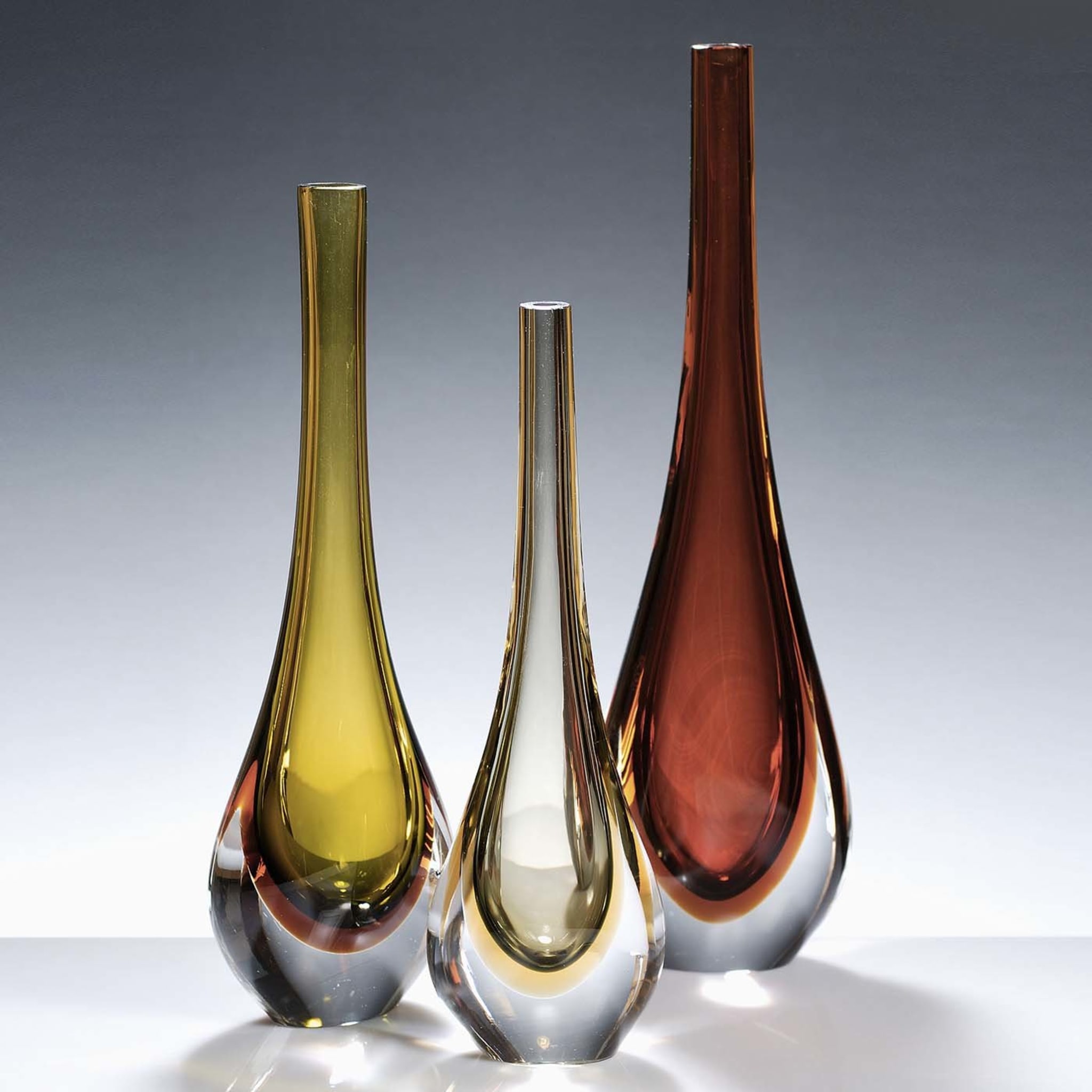 Narciso Medium Amber Vase - Alternative view 1