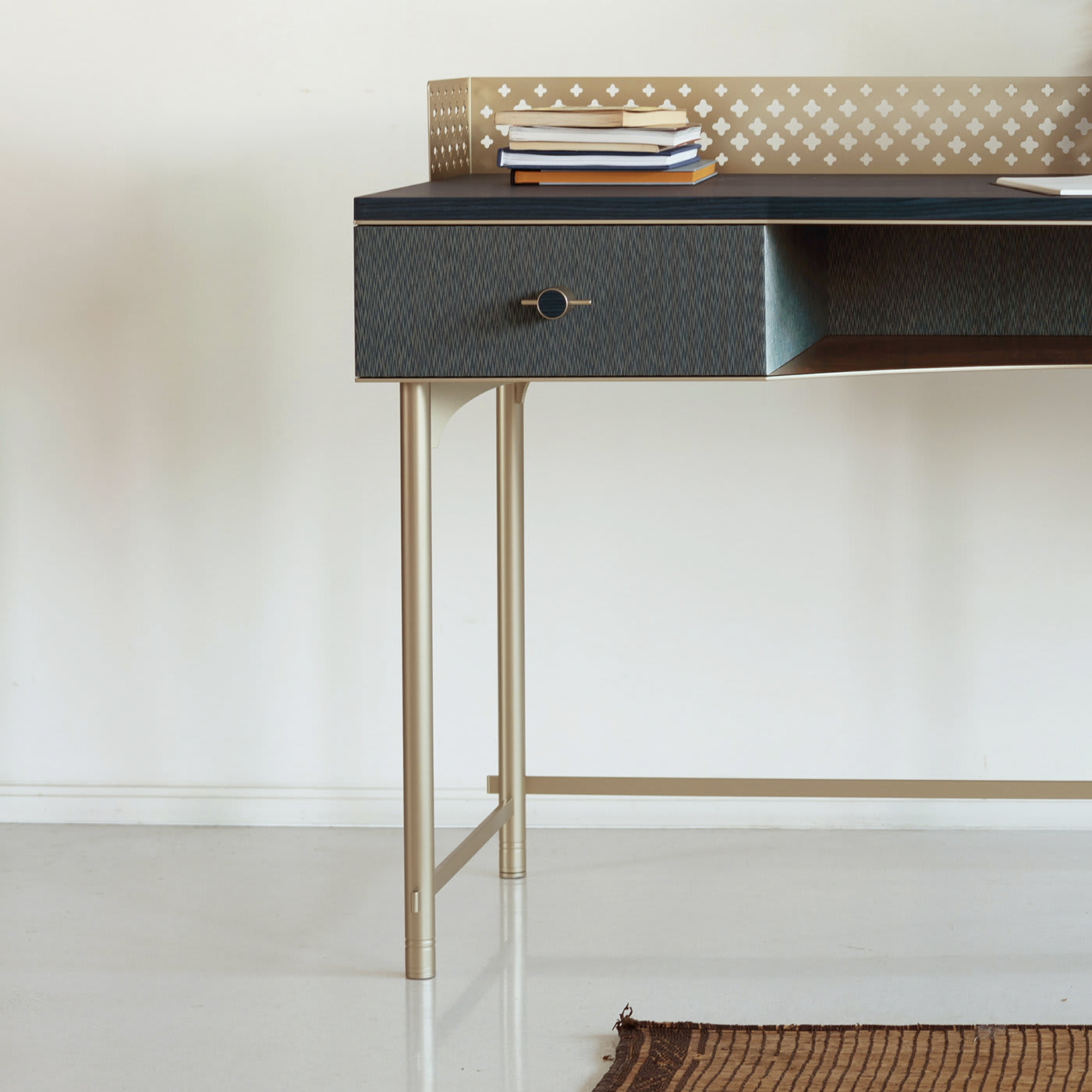Lalita Desk - Antes Design