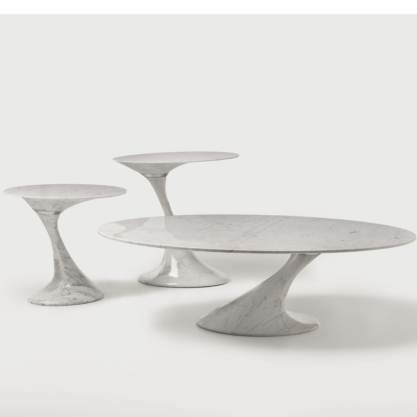 Swan Medium Oval Side Table by Giuseppe Chigiotti - MGM Marmi e Graniti