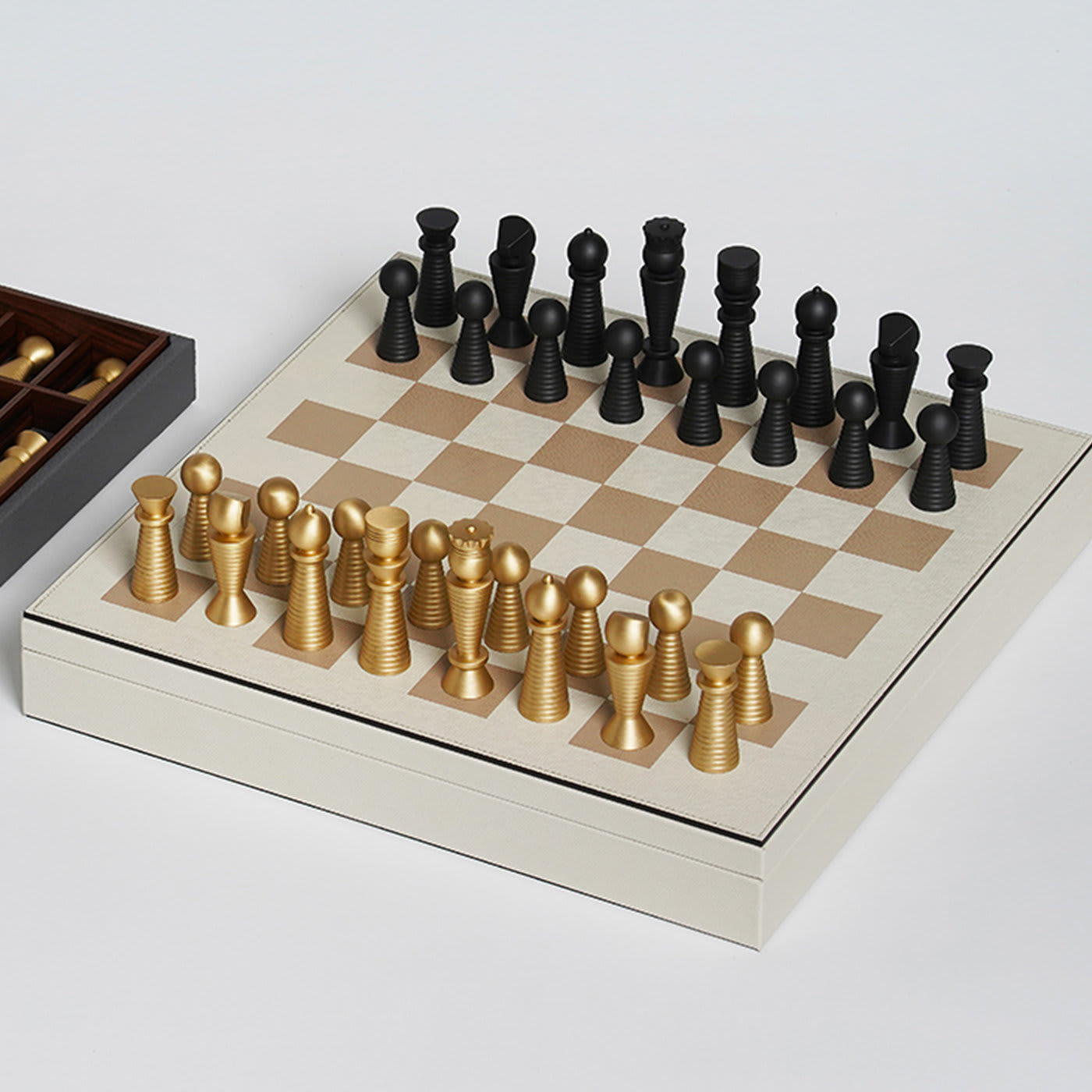 White Leather Chessboard - Pinetti