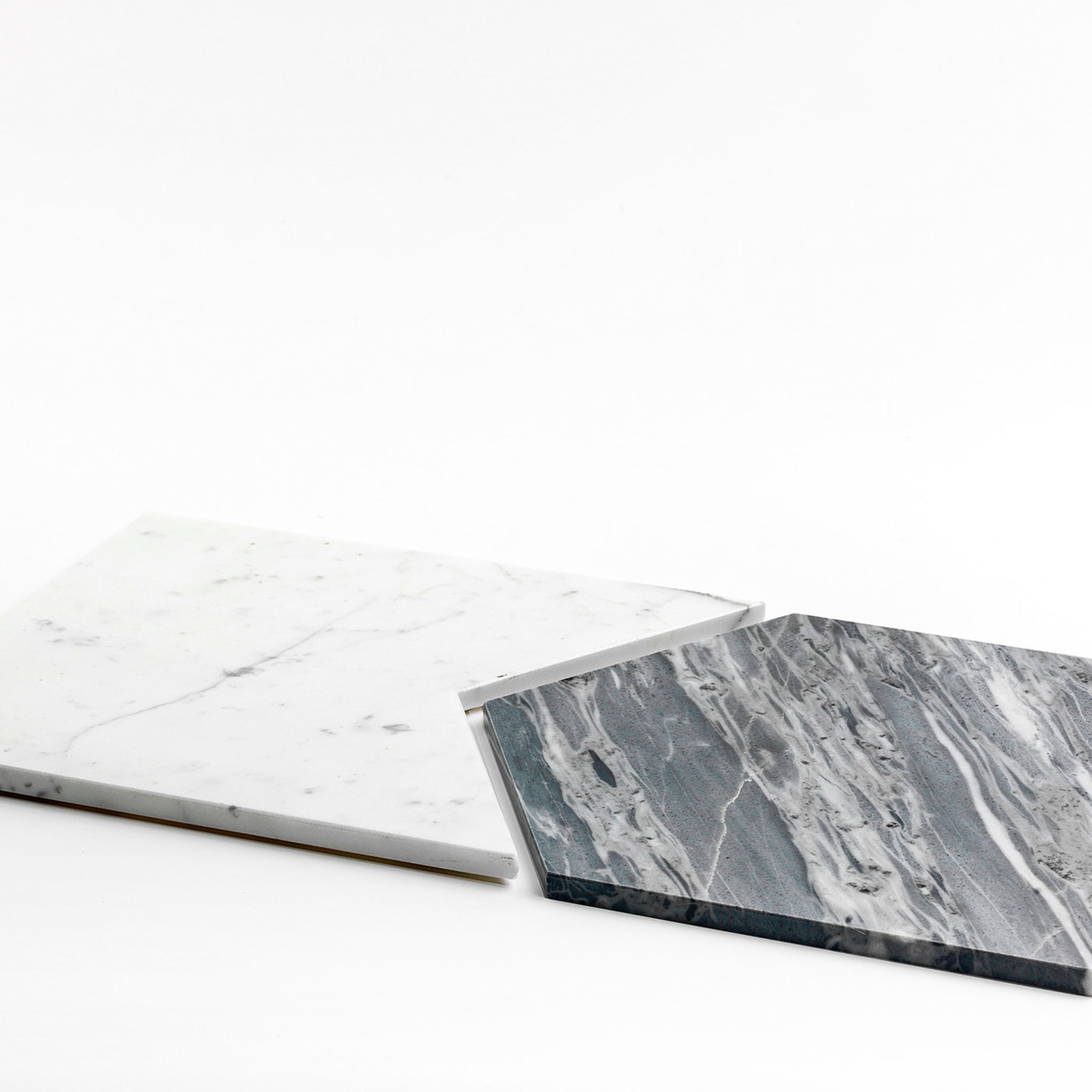 White and Grey Marble Set of 2 Platters - Alternative view 1
