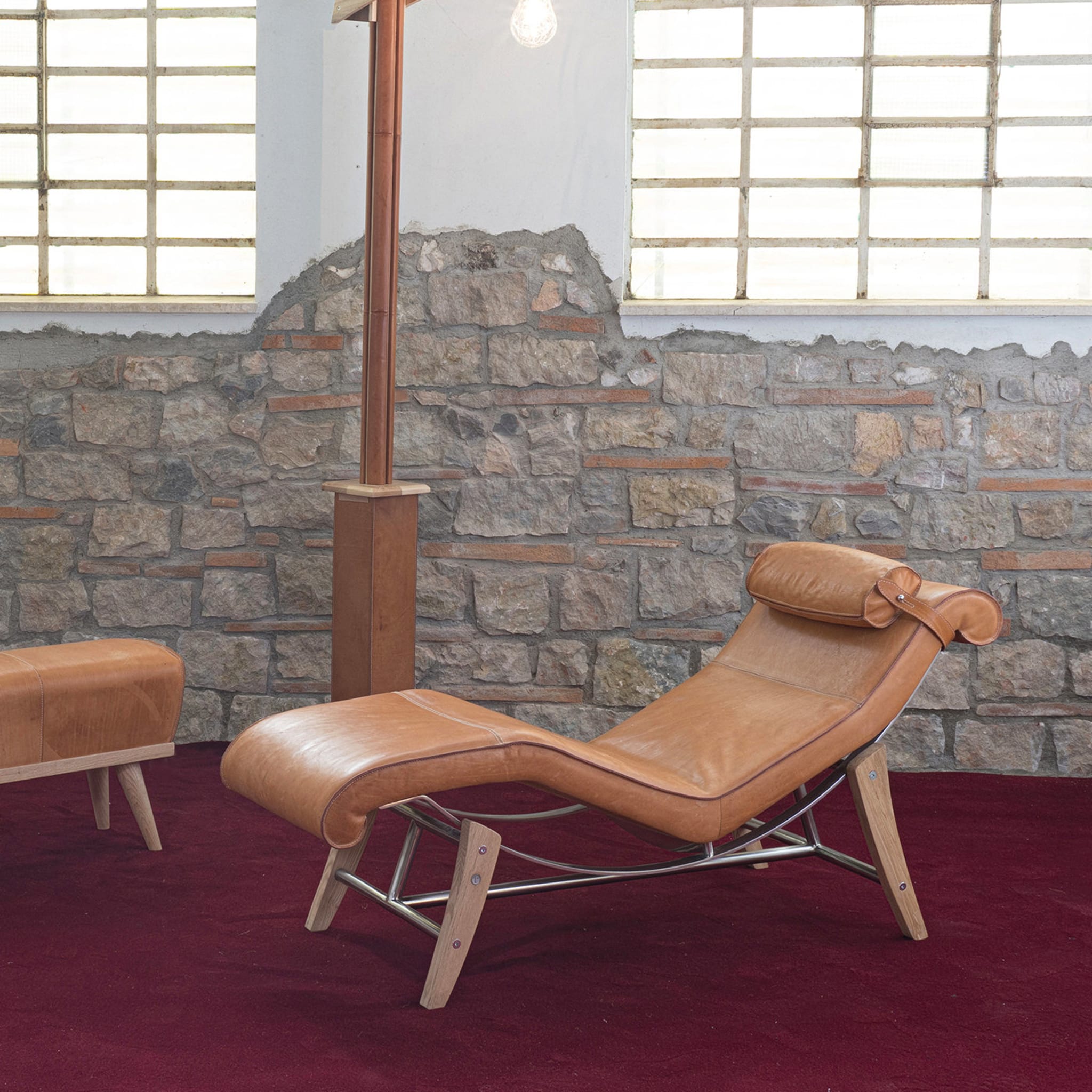 Leather Chaise Longue - Alternative view 2