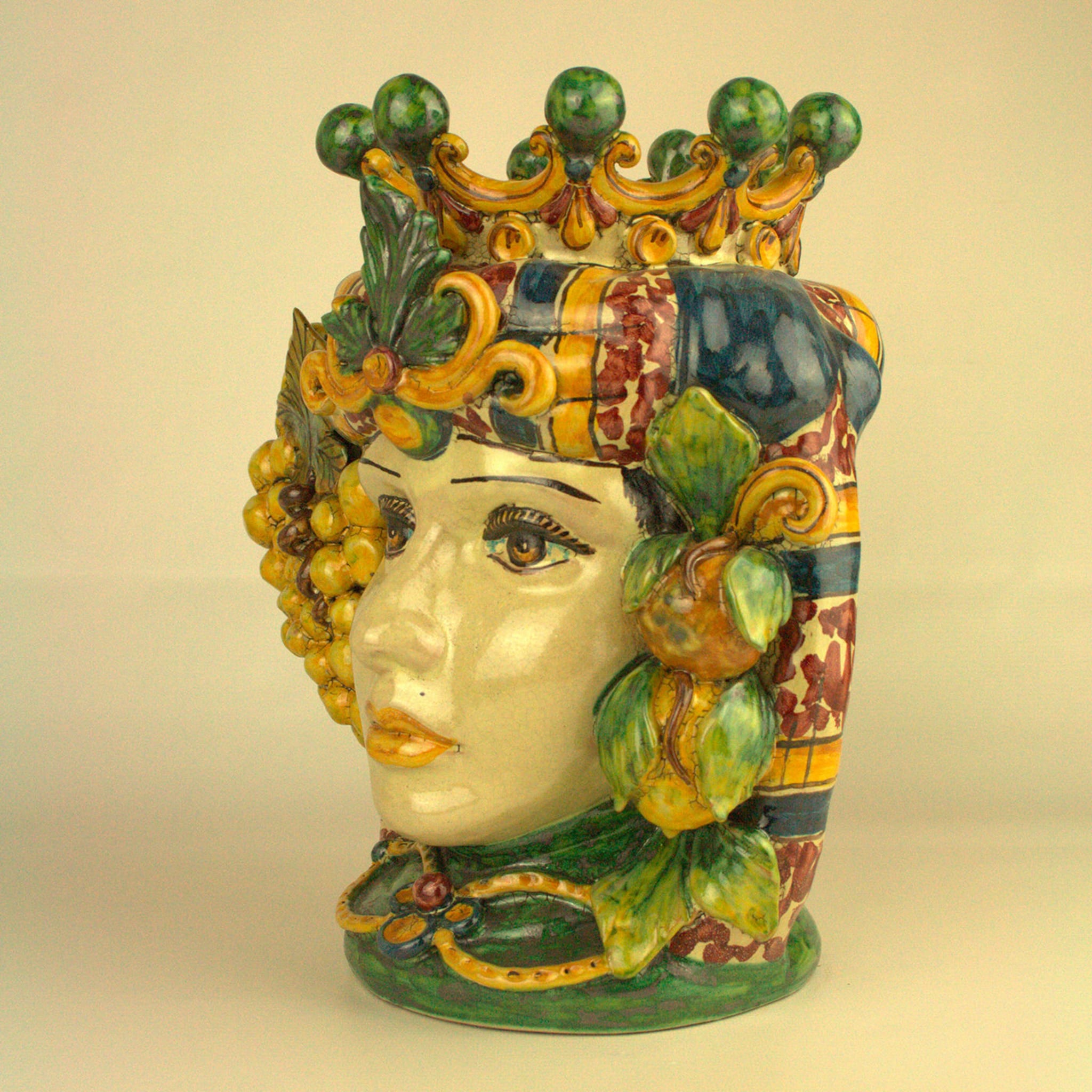 Moor Woman Classic Vase - Alternative view 2