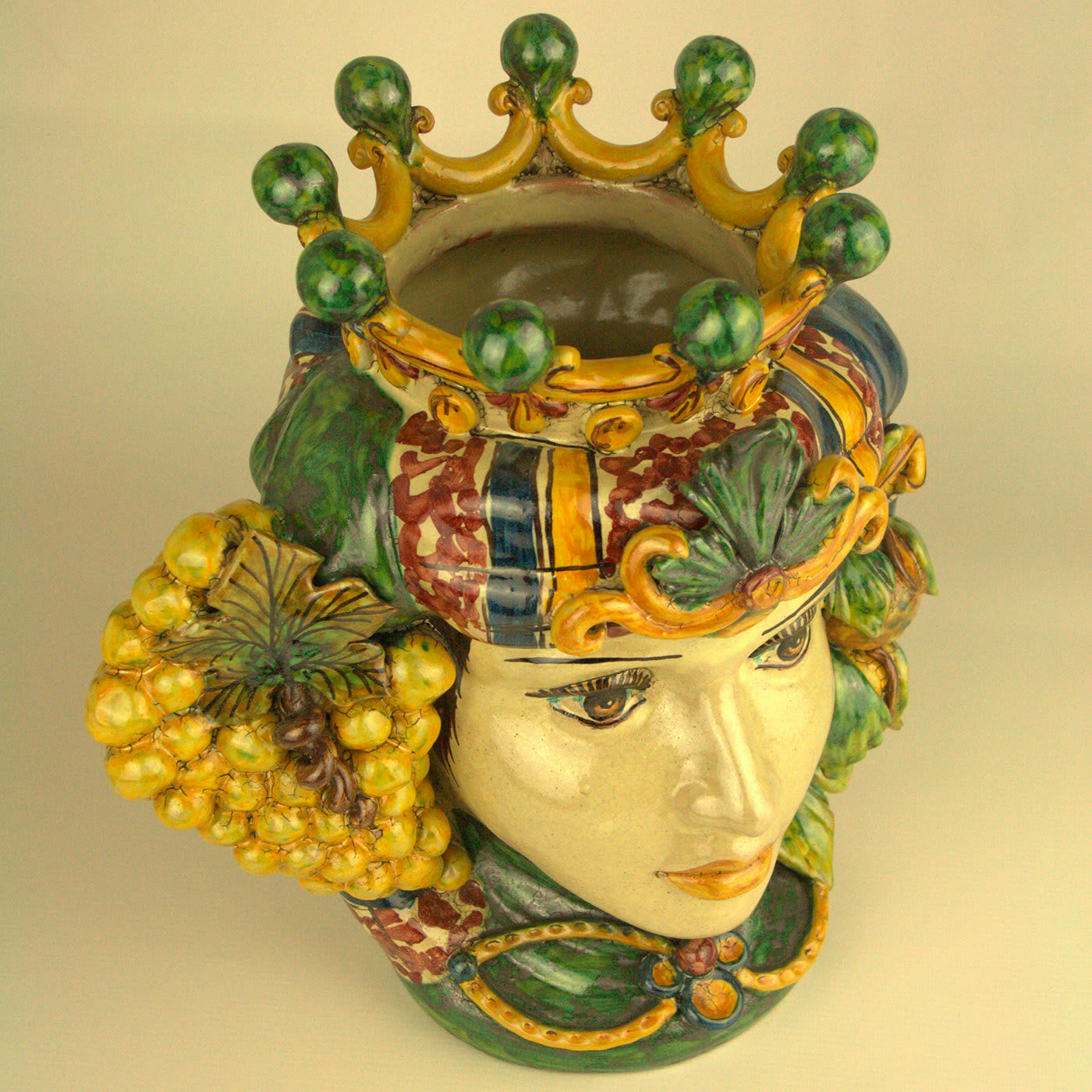 Moor Woman Classic Vase - Alessandro Iudici