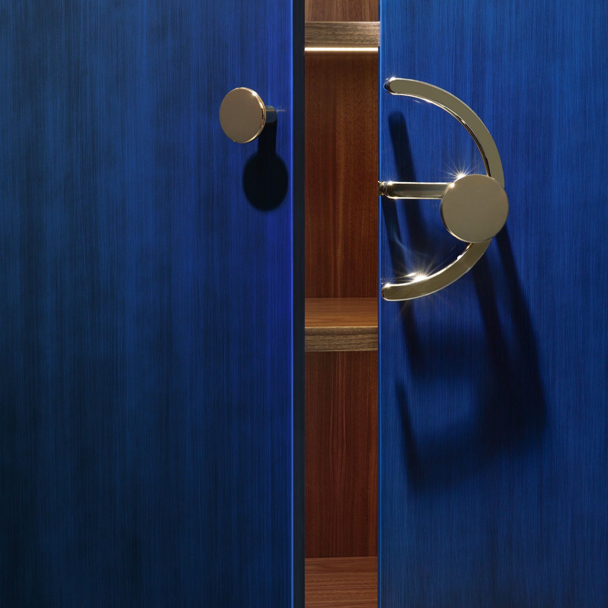 Blue Clockwork Cabinet by Lanzavecchia+Wai - Alternative view 3