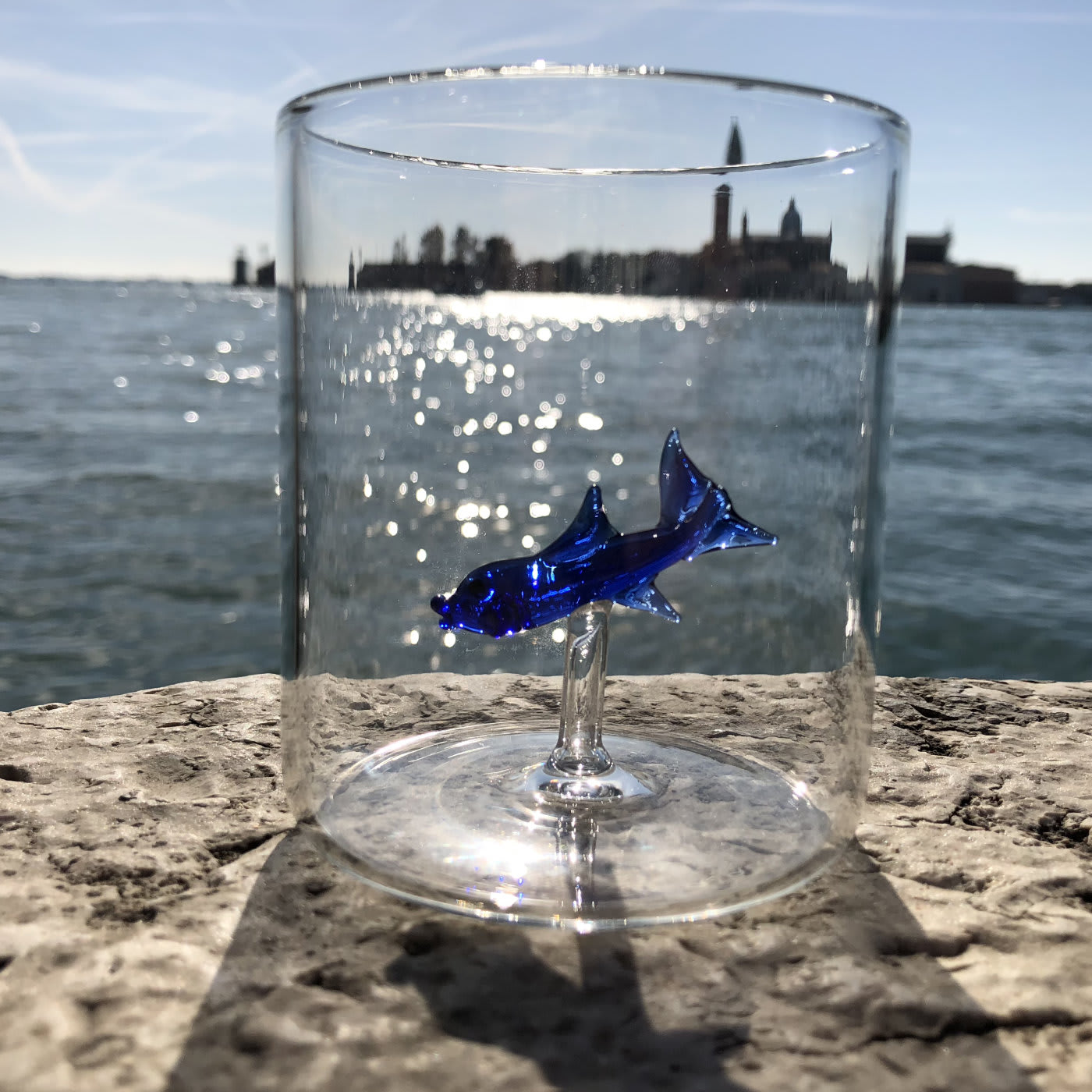 Set di quattro bicchieri a forma di pesciolino blu Casarialto