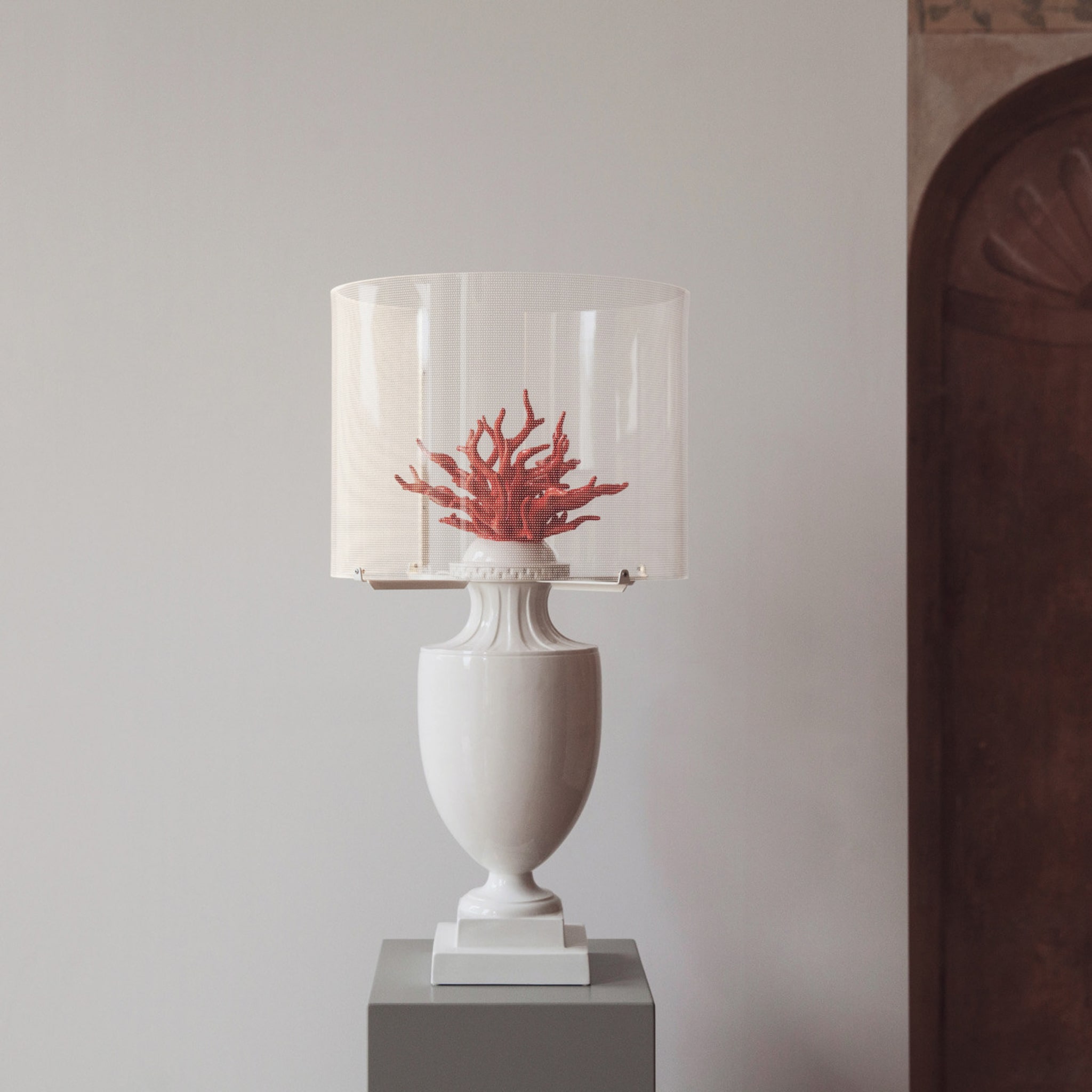 Coralli White and Red Table Lamp - Alternative view 1