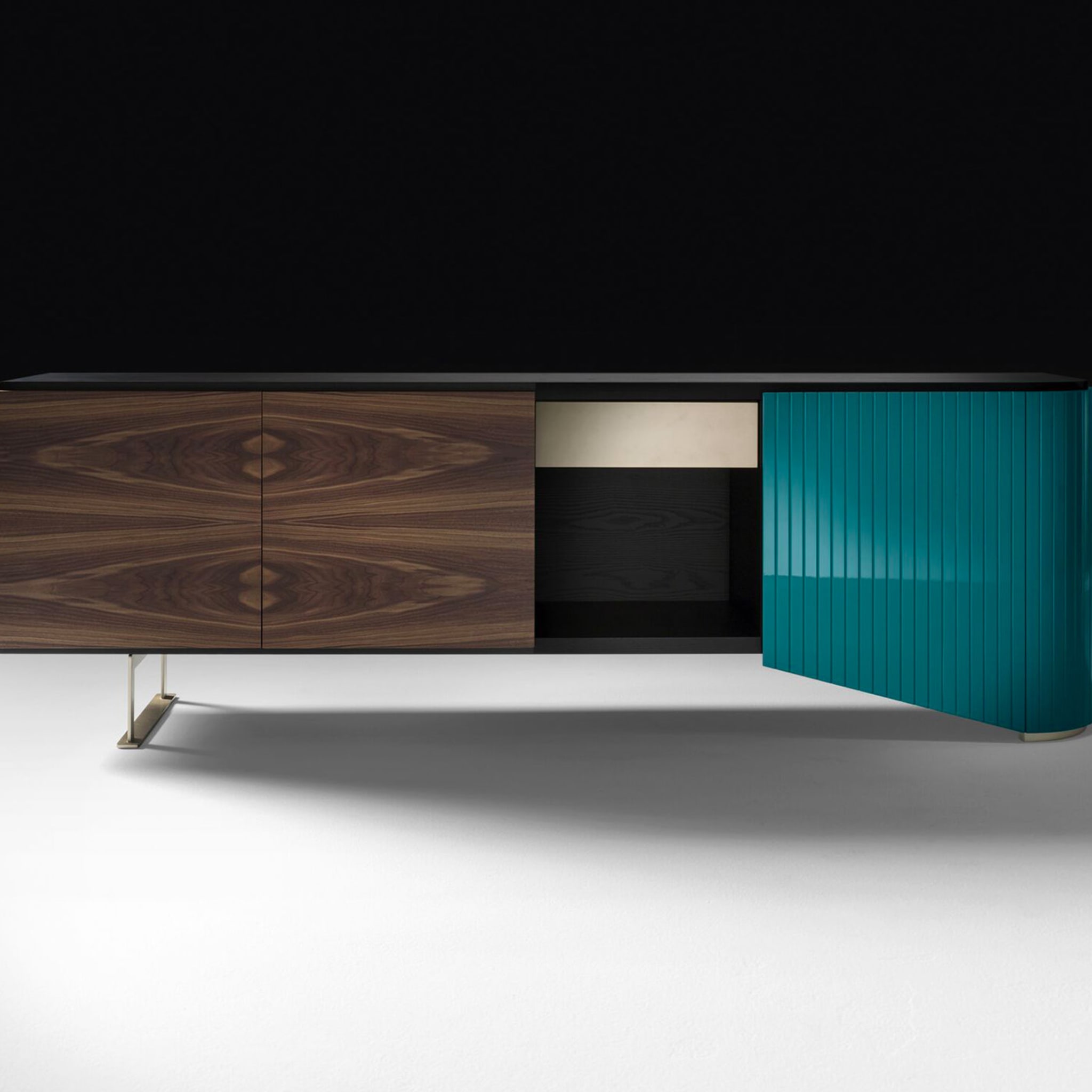 India Sideboard - Alternative view 1
