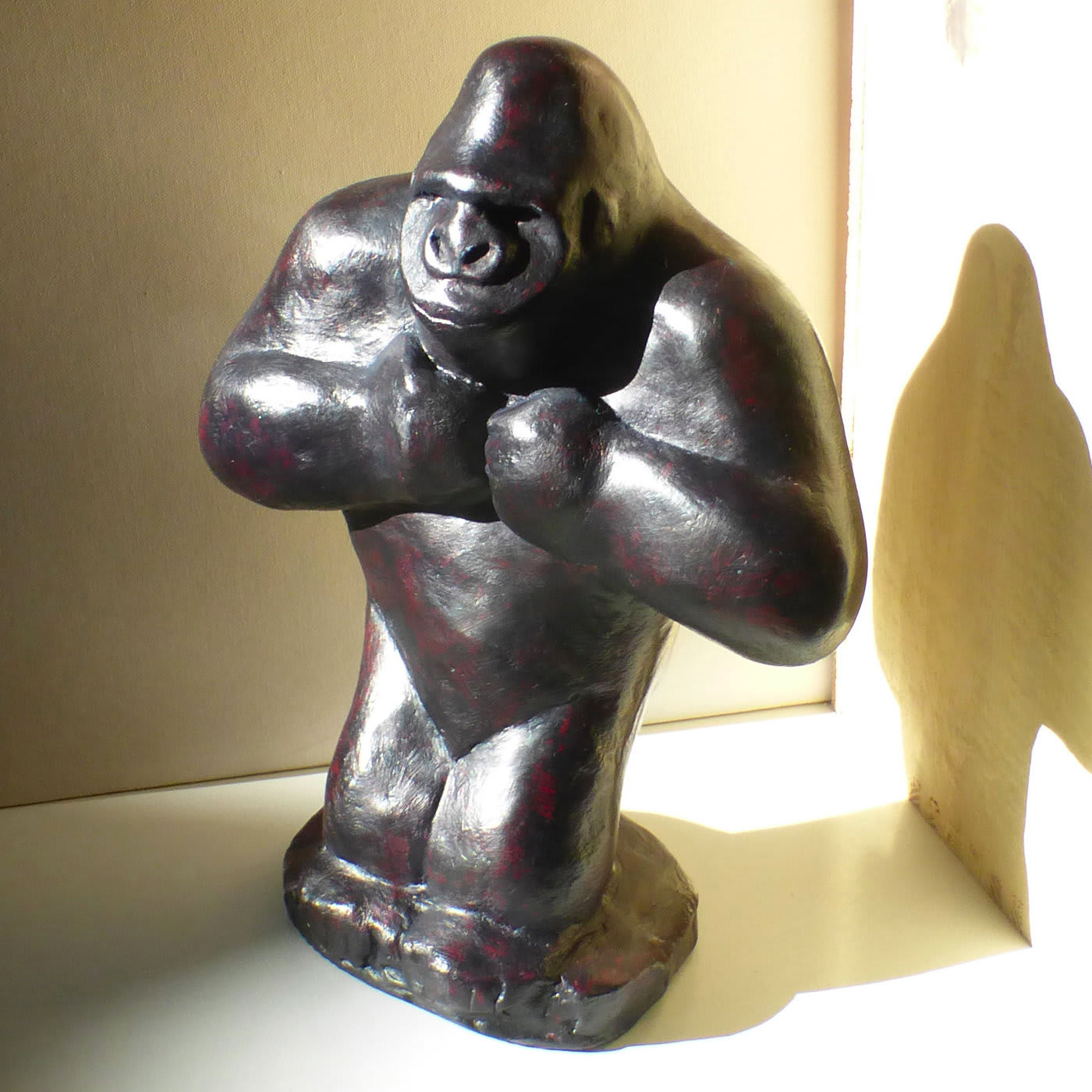 Ebony-Colored Gorilla Sculpture - Daniele Nannini