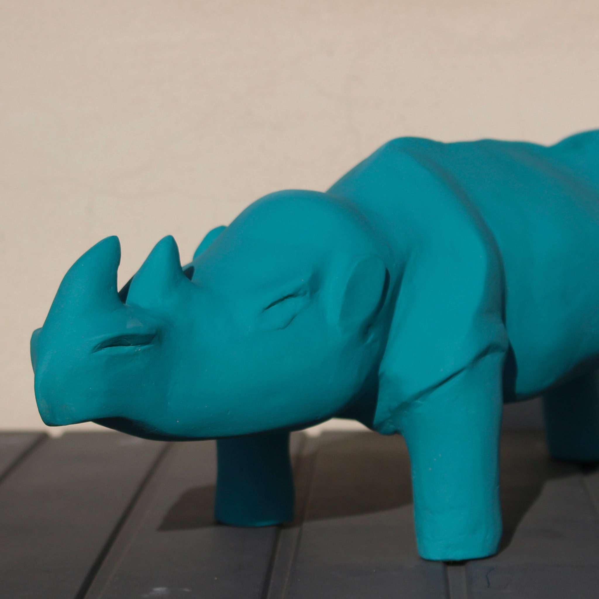 Prehistoric Rhino Sculpture - Alternative view 1