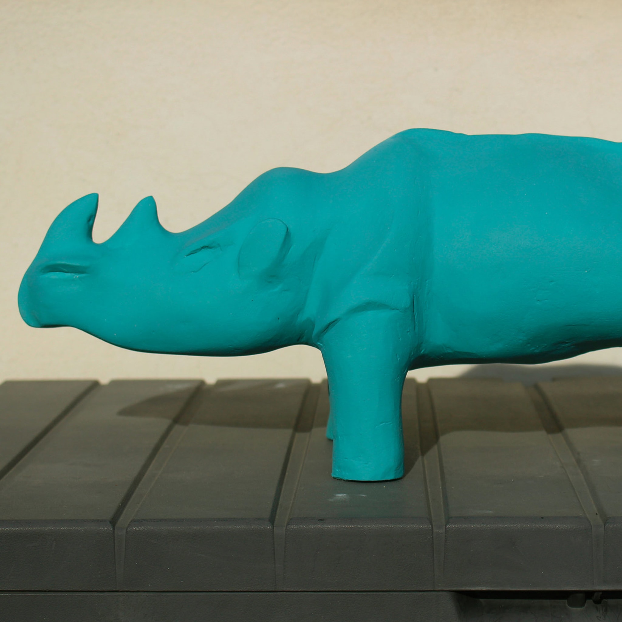 Prehistoric Rhino Sculpture - Alternative view 2