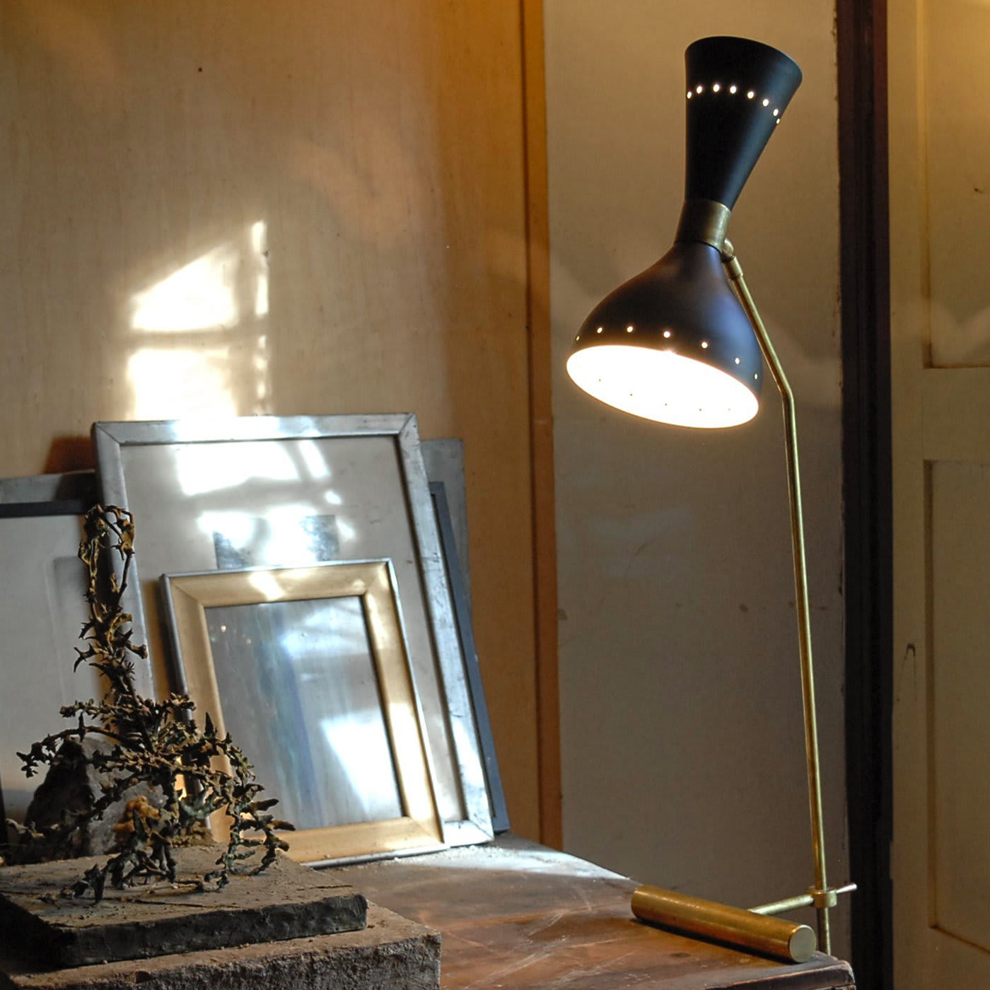 Equilibrista Brass Table Lamp - Silvio Piattelli