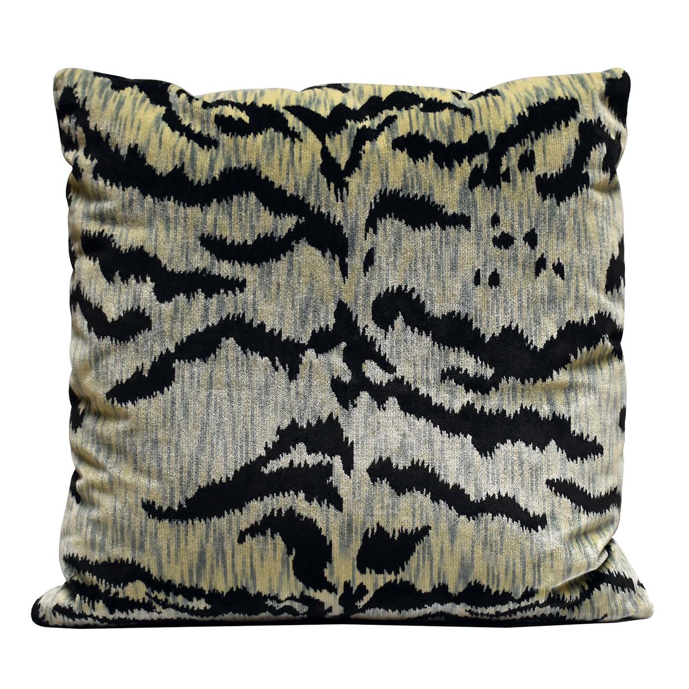 Tiger Velvet Baltic Cushion - Tessitura Bevilacqua