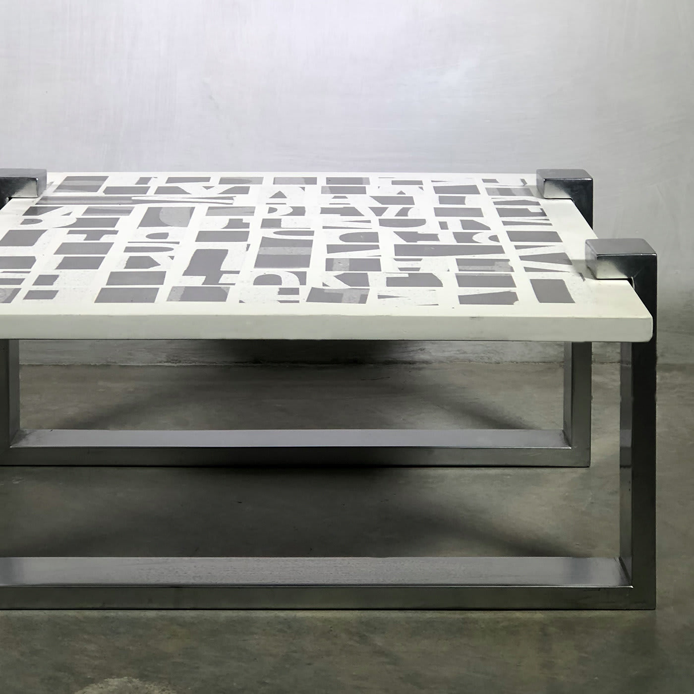 Qwerty Chrome Coffee Table Attivissimo - Artemest