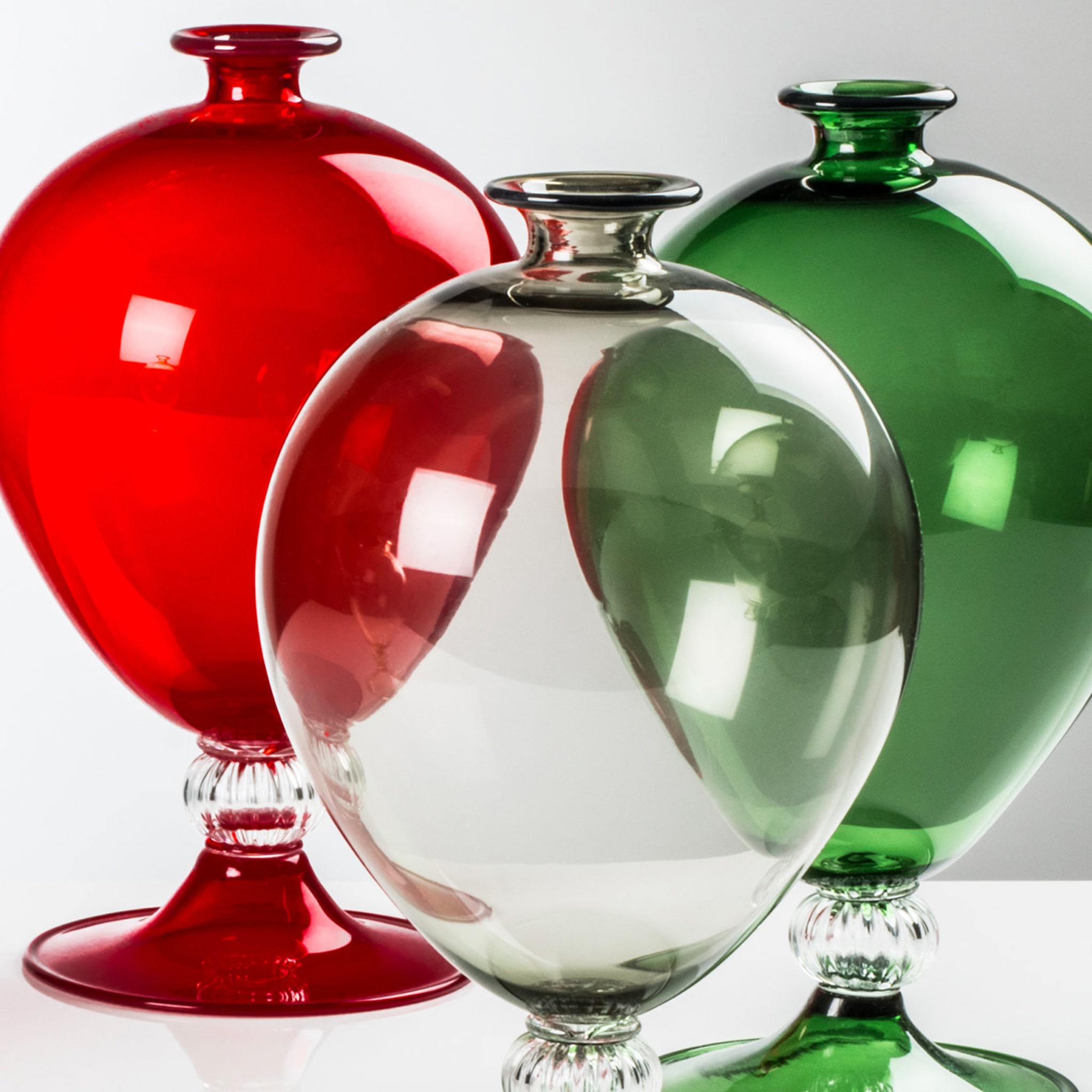 Vase vert Véronèse par Vittorio Zecchin - Vue alternative 1