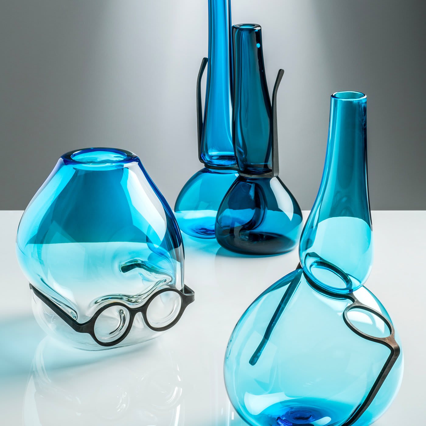 Where Are My Glasses? Under Vase by Ron Arad Studio # 1 - Venini