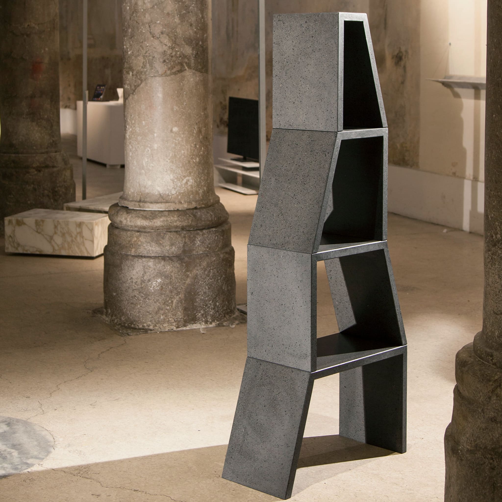 Carlino Bookcase by Claudia Carlino - Alternative view 2