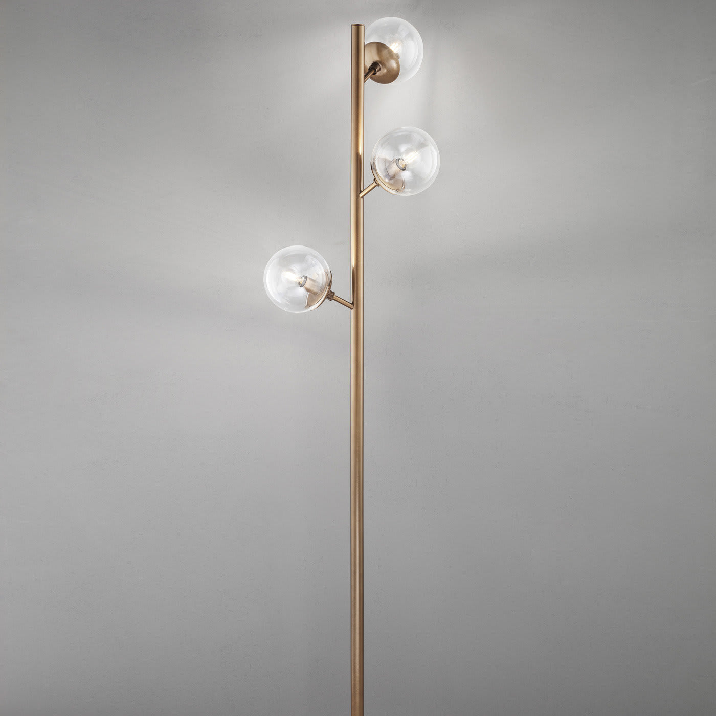 Global Ø 45 Floor Lamp - Metal Lux