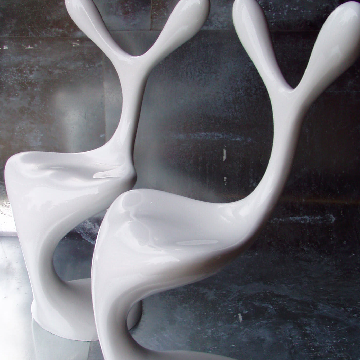 Y White Chair - Cedrimartini