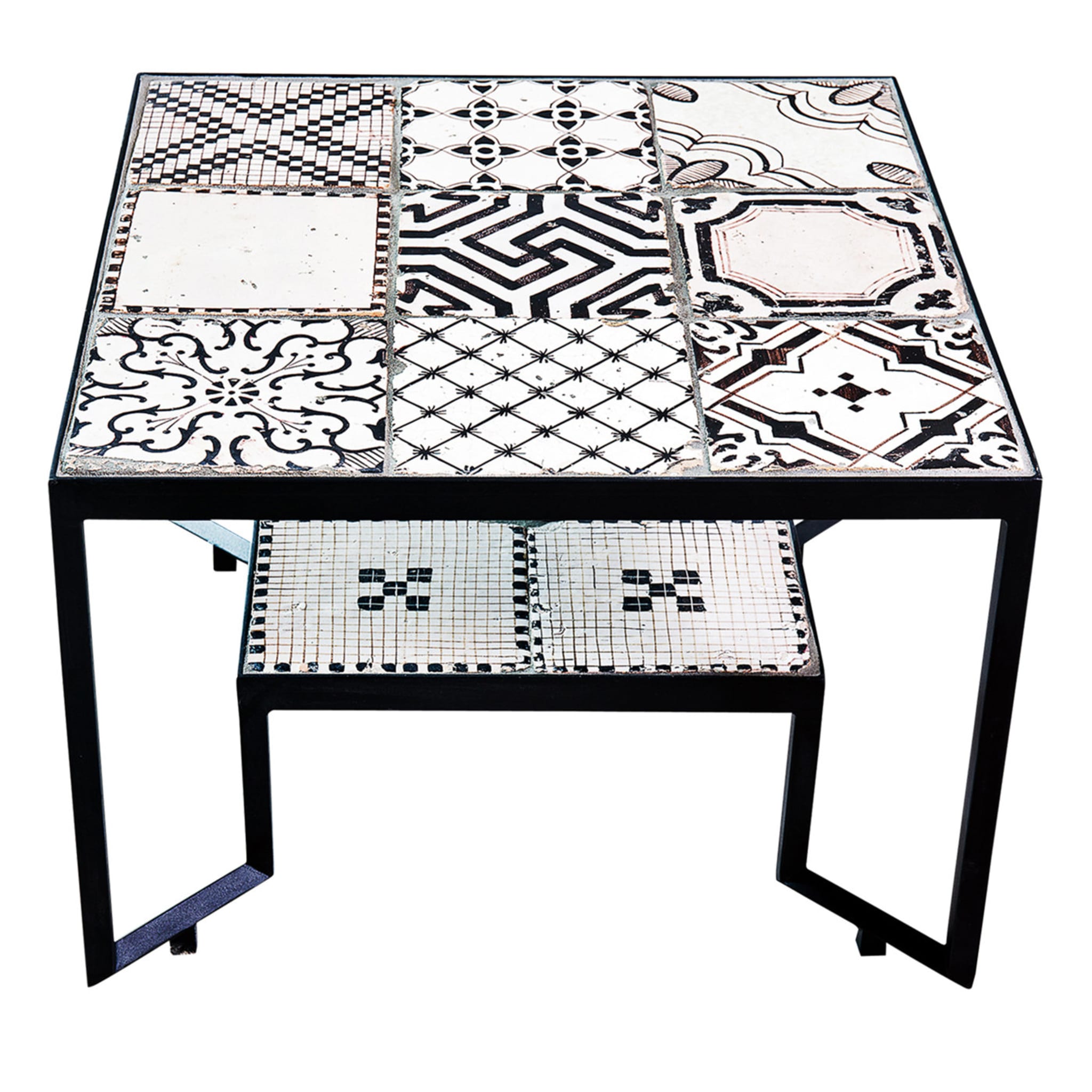 Black Spider Tiles Table - Main view