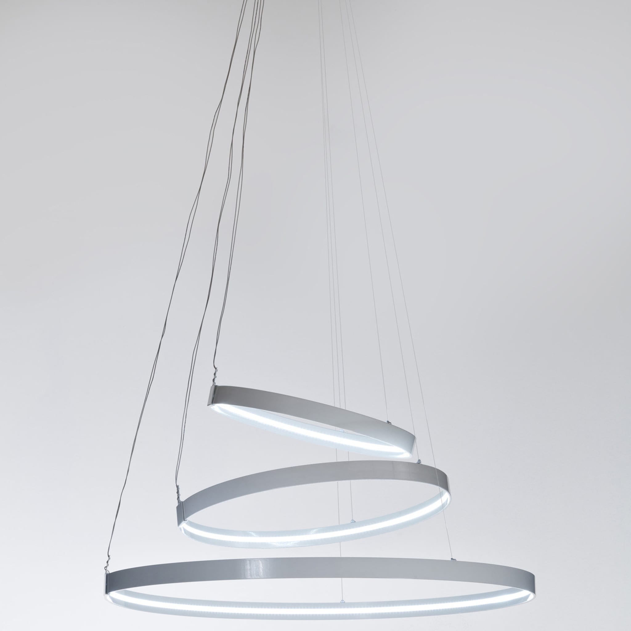 Rings Orizzontale White Pendant Lamp by Valerio Cometti - V12 Design - Alternative view 1