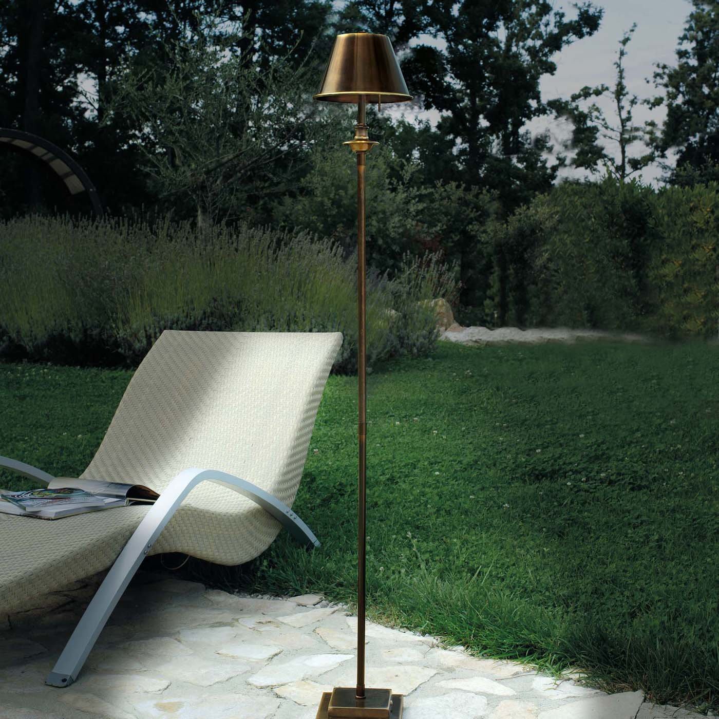 Brushed Bronze Kuma Floor Lamp by Michele Bönan - Estro
